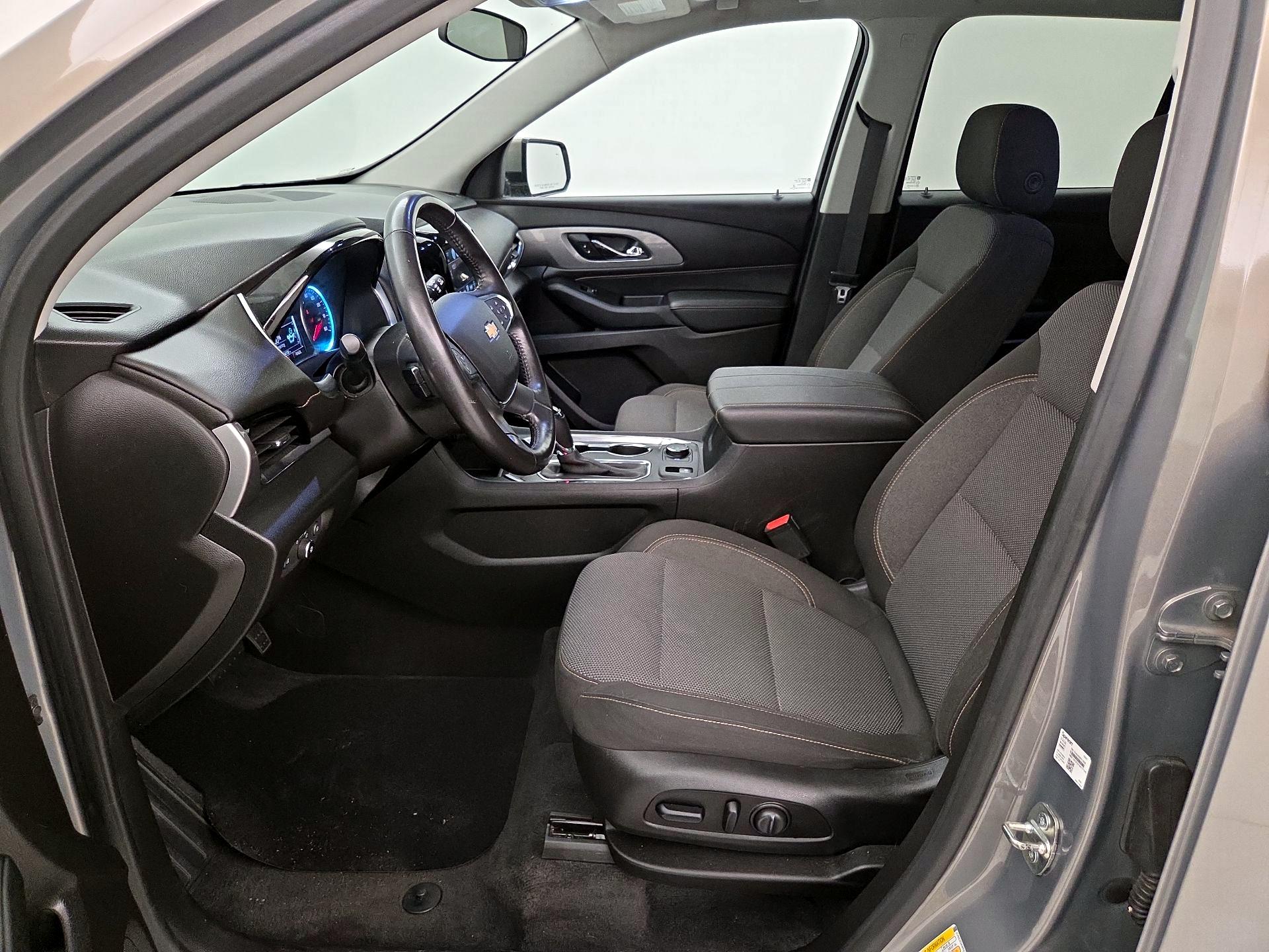 Thumbnail: 2019 Chevrolet Traverse - 19