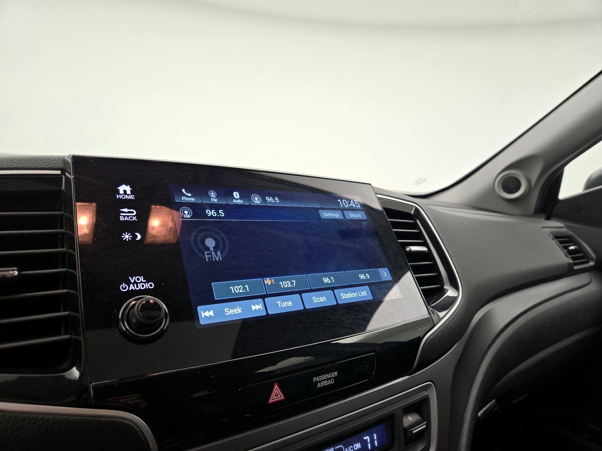 Thumbnail: 2020 Honda Pilot - 15