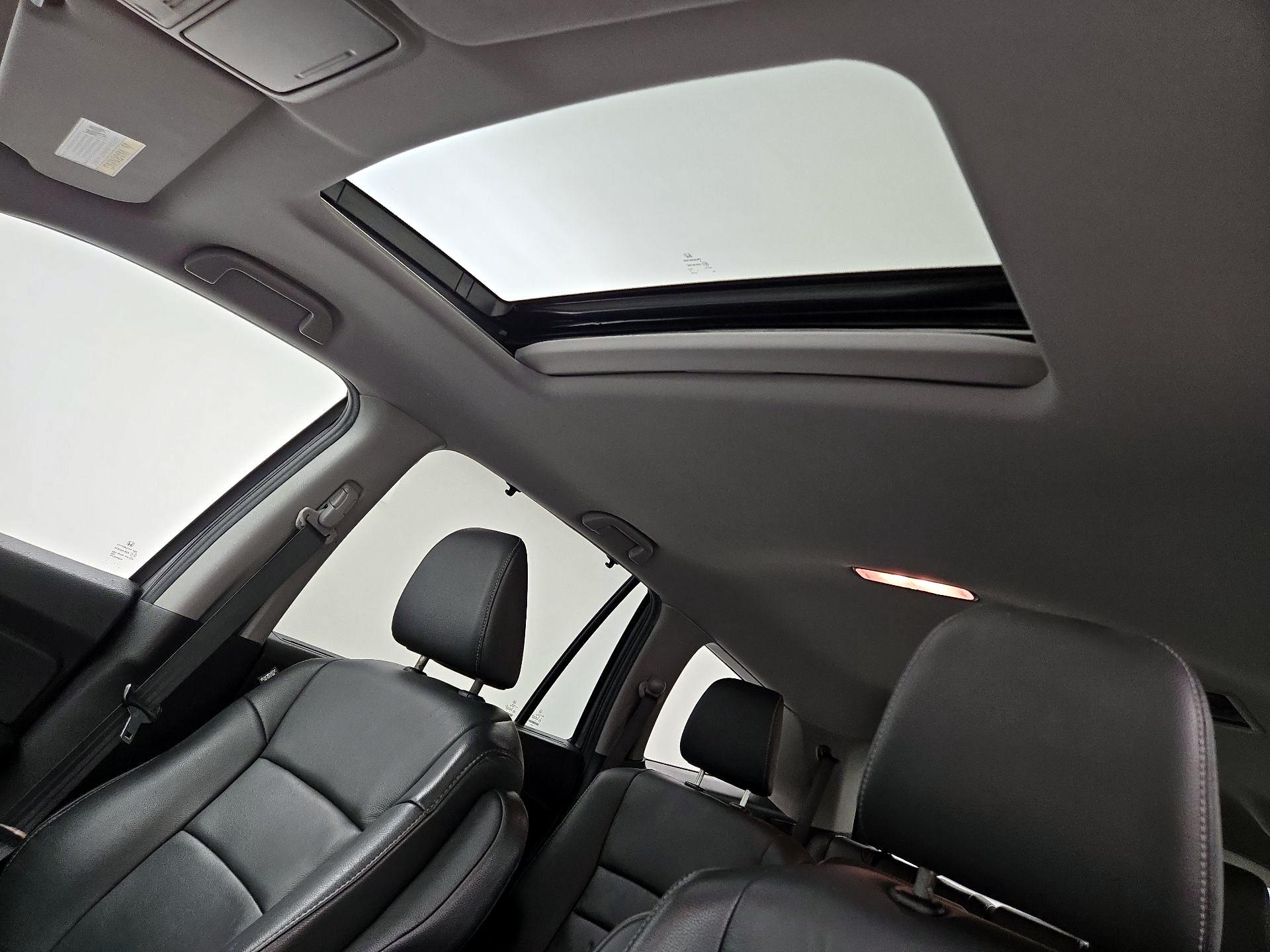Thumbnail: 2020 Honda Pilot - 19