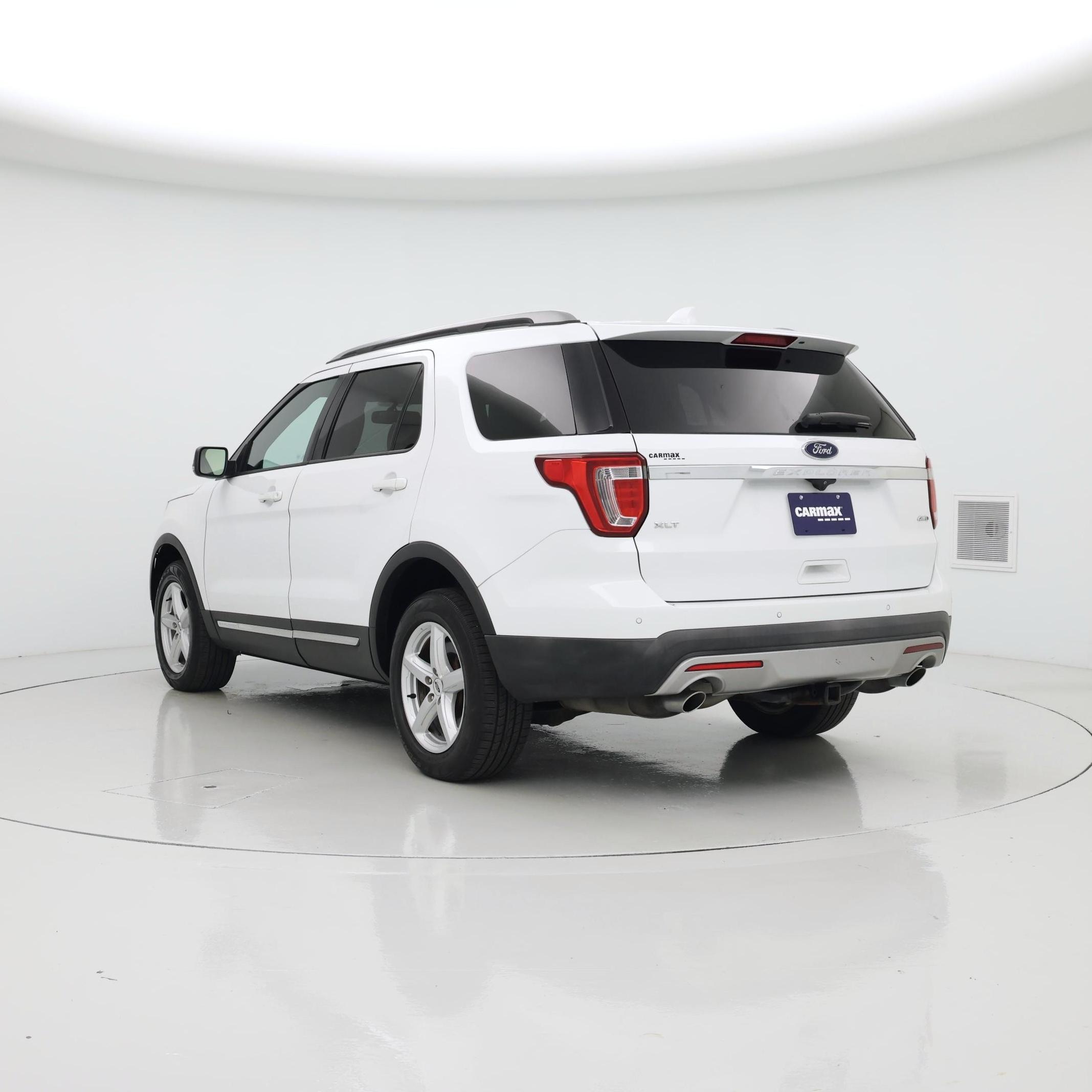 Thumbnail: 2017 Ford Explorer - 2