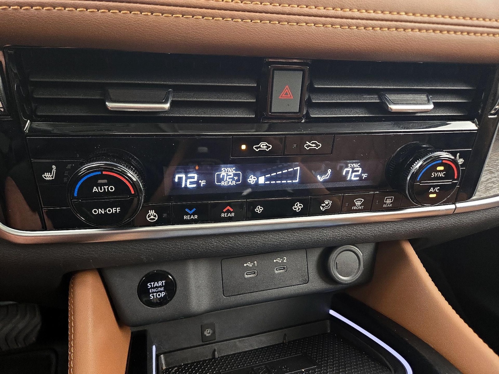 2025 Nissan Rogue Platinum - Photo 17