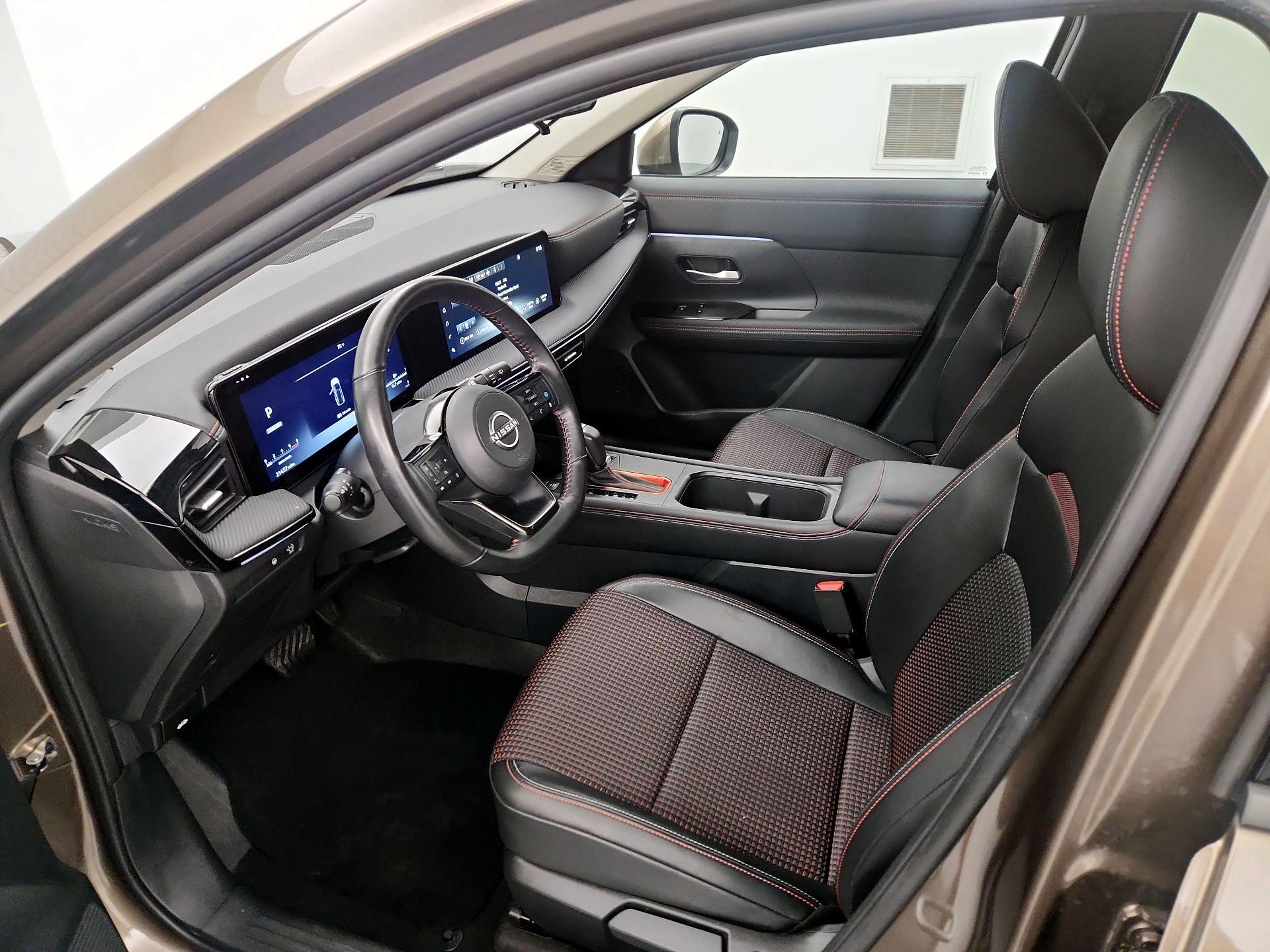 Thumbnail: 2025 Nissan Kicks - 11