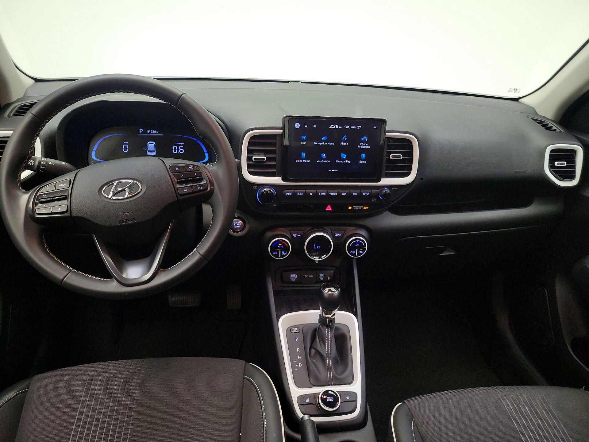 Thumbnail: 2025 Hyundai Venue - 9