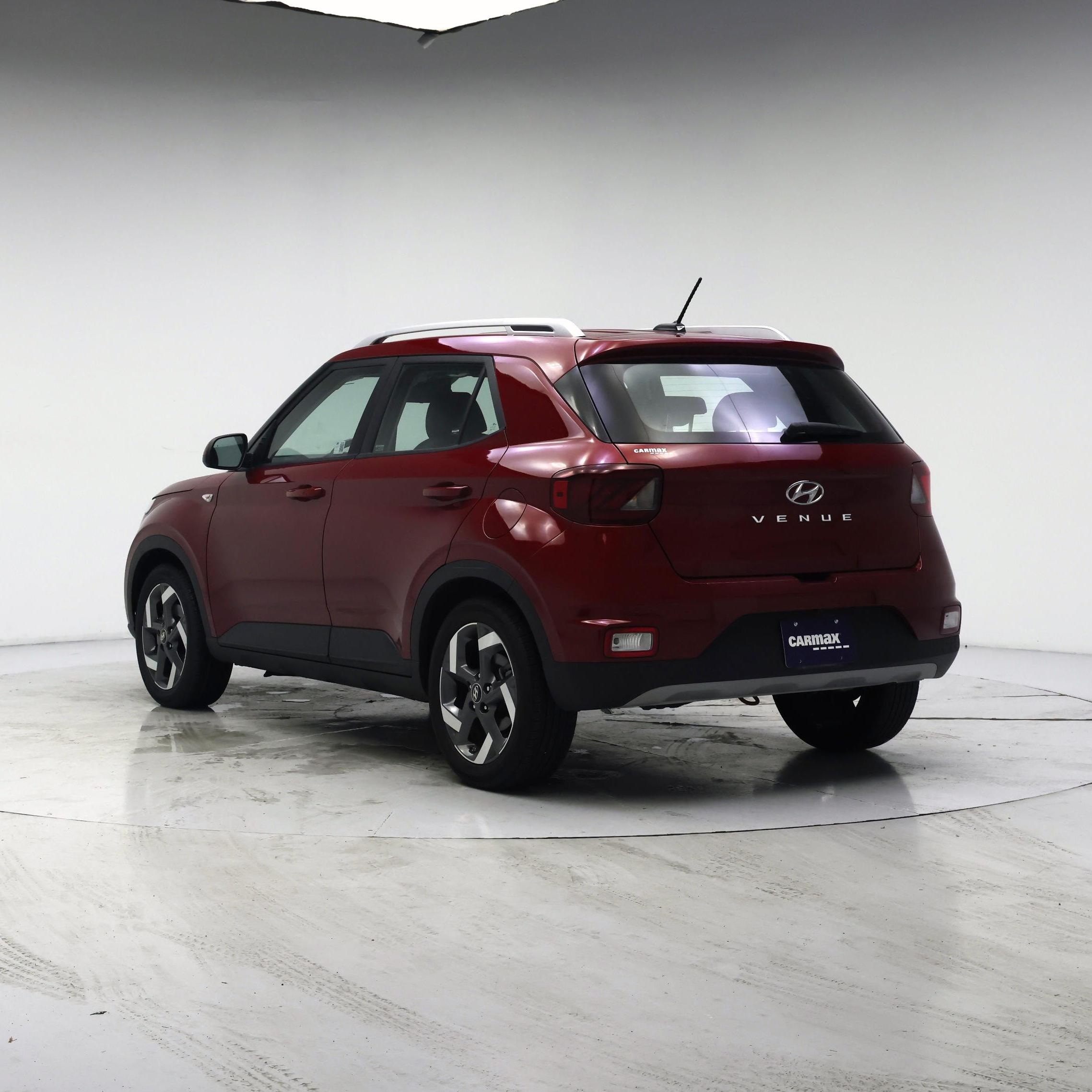 Thumbnail: 2025 Hyundai Venue - 2