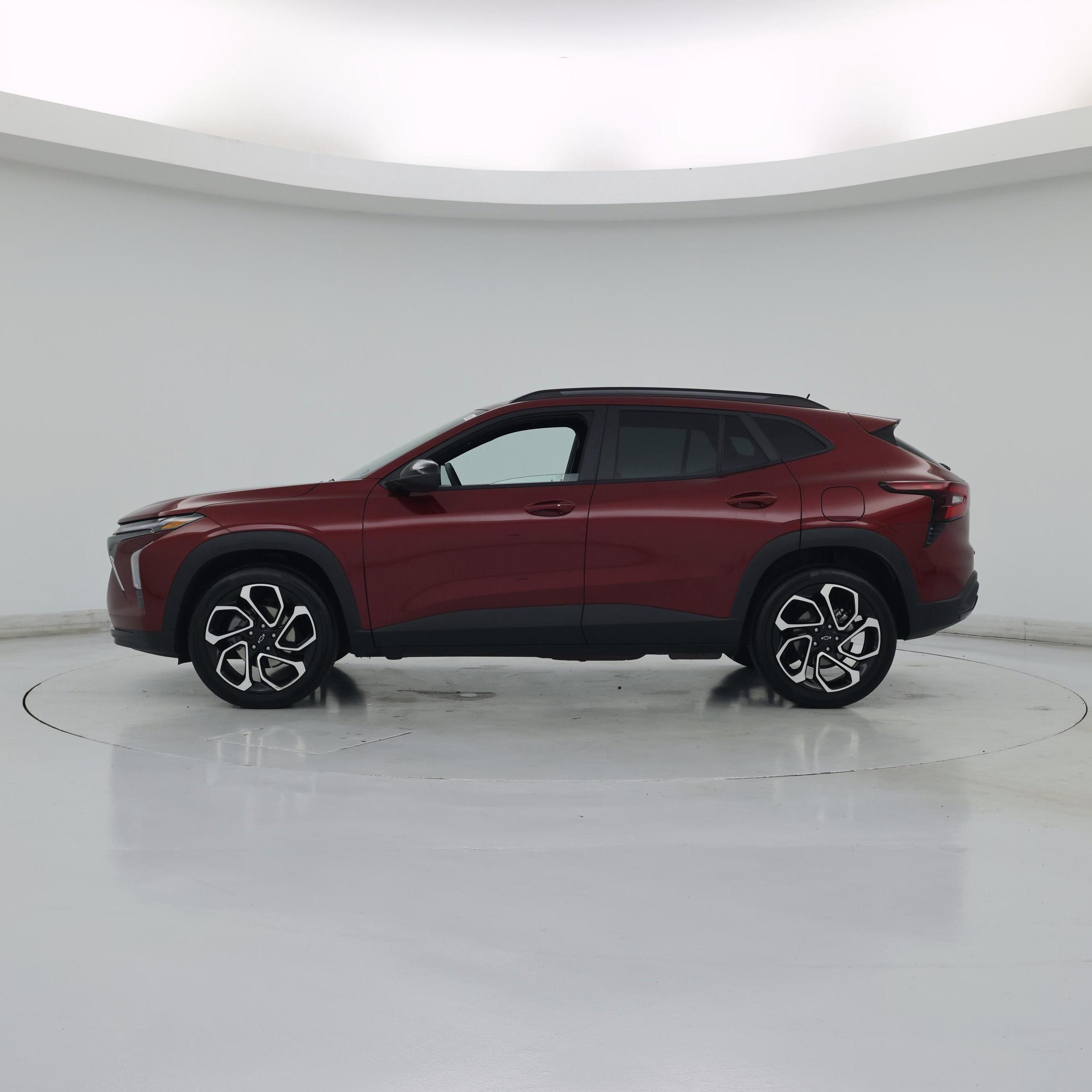 Thumbnail: 2025 Chevrolet Trax - 3