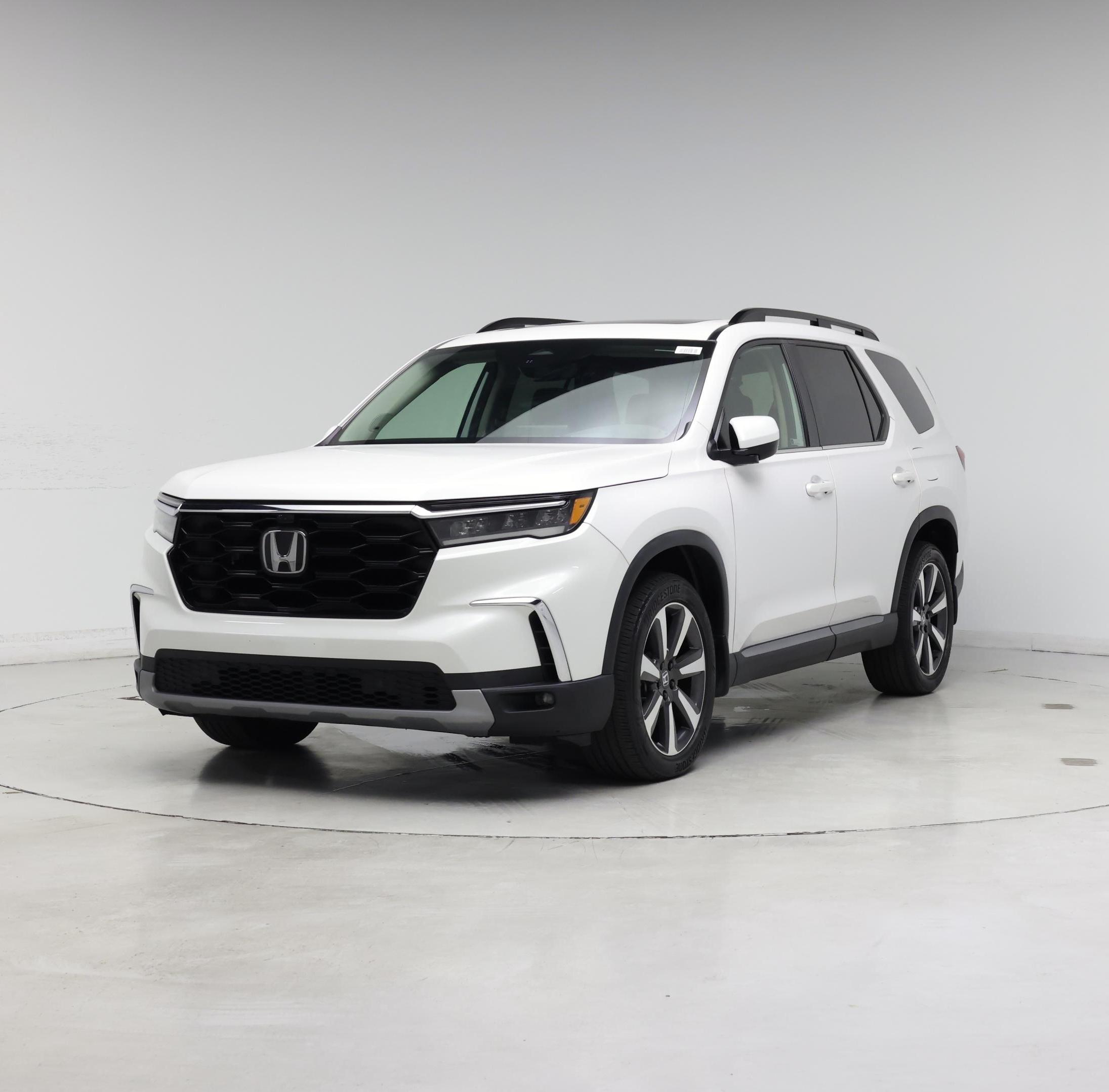 Thumbnail: 2023 Honda Pilot - 4