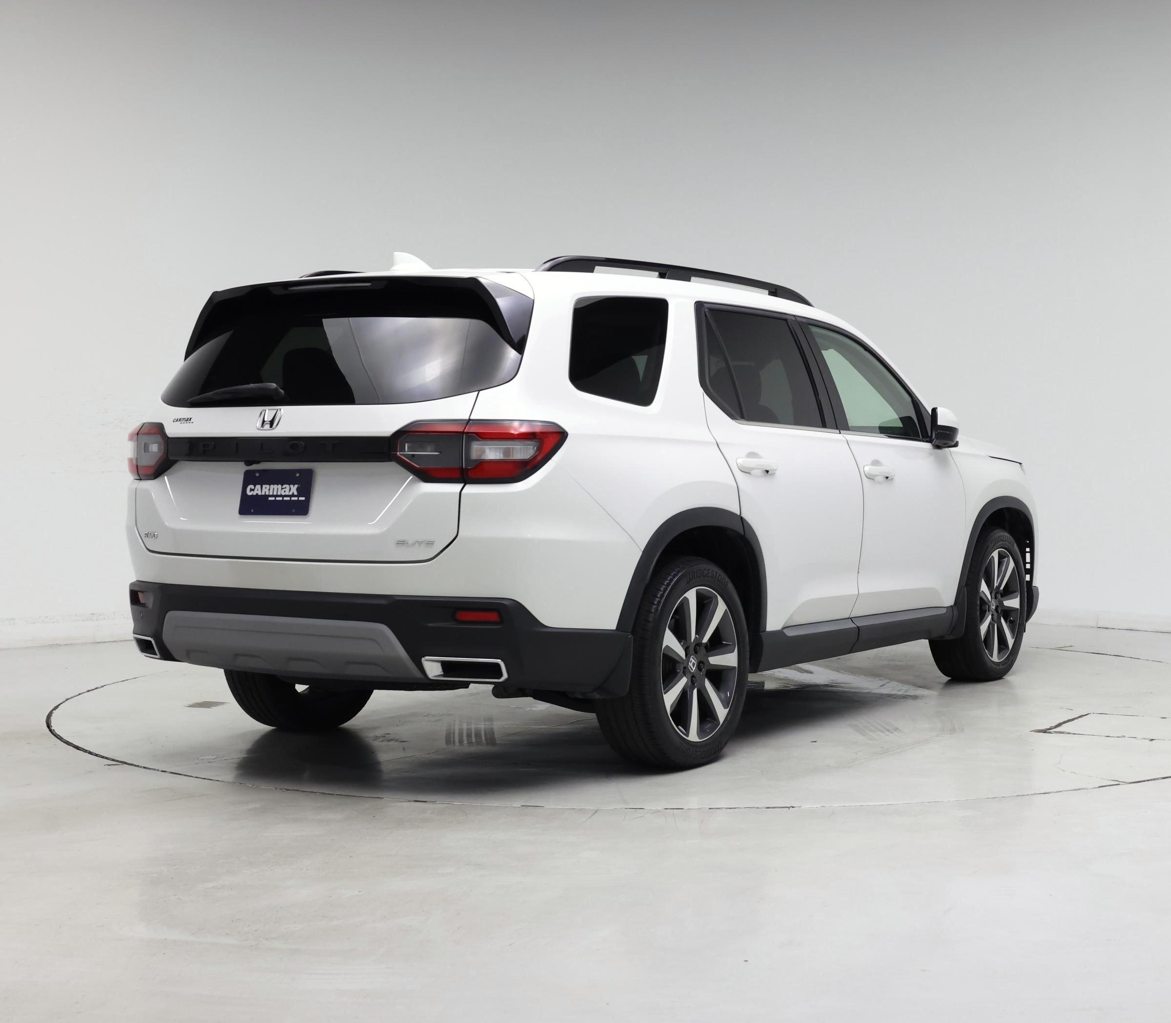 Thumbnail: 2023 Honda Pilot - 8