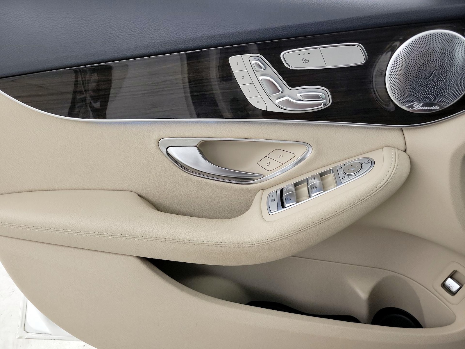 2017 Mercedes-Benz C-Class C300 - Photo 13