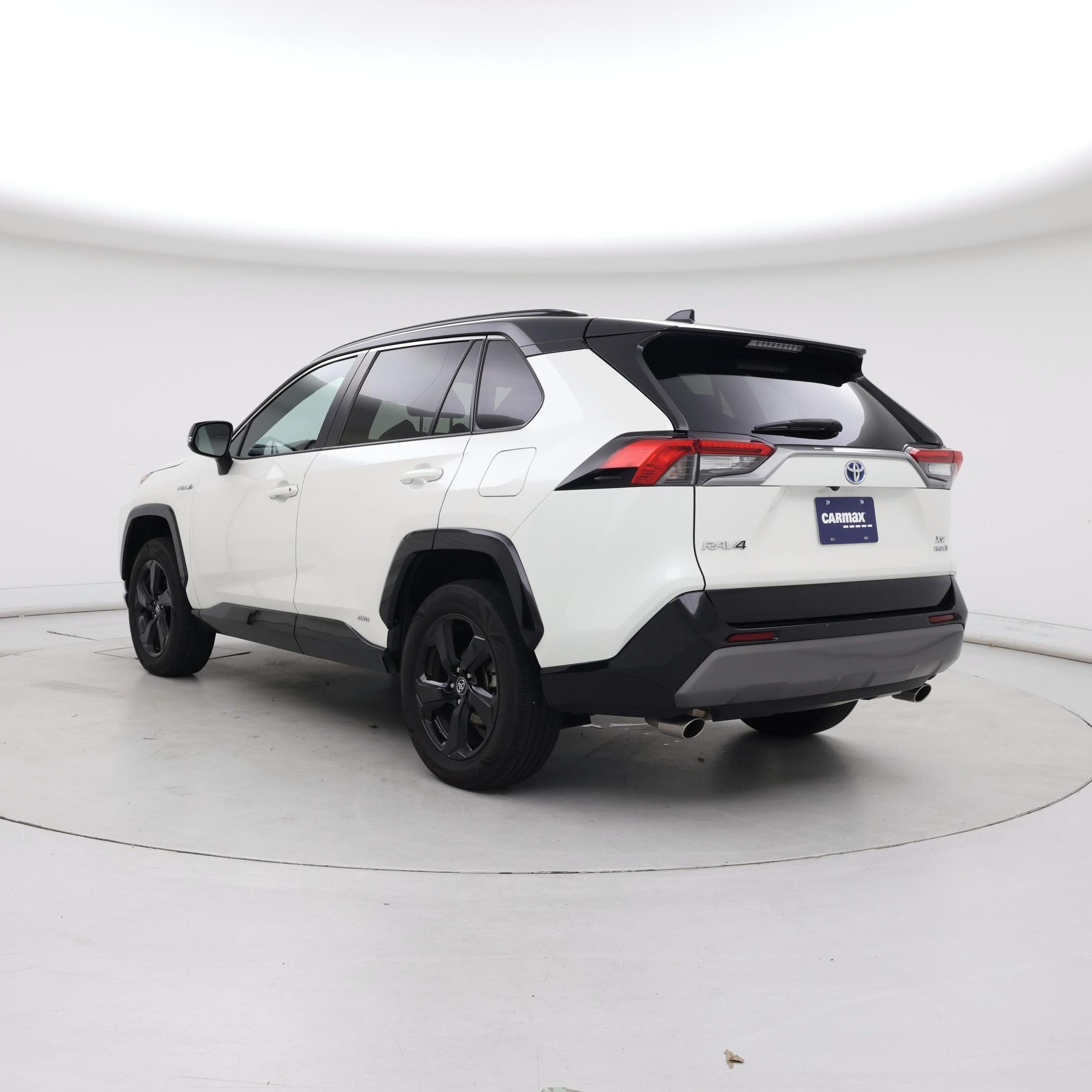 Thumbnail: 2020 Toyota RAV4 - 2