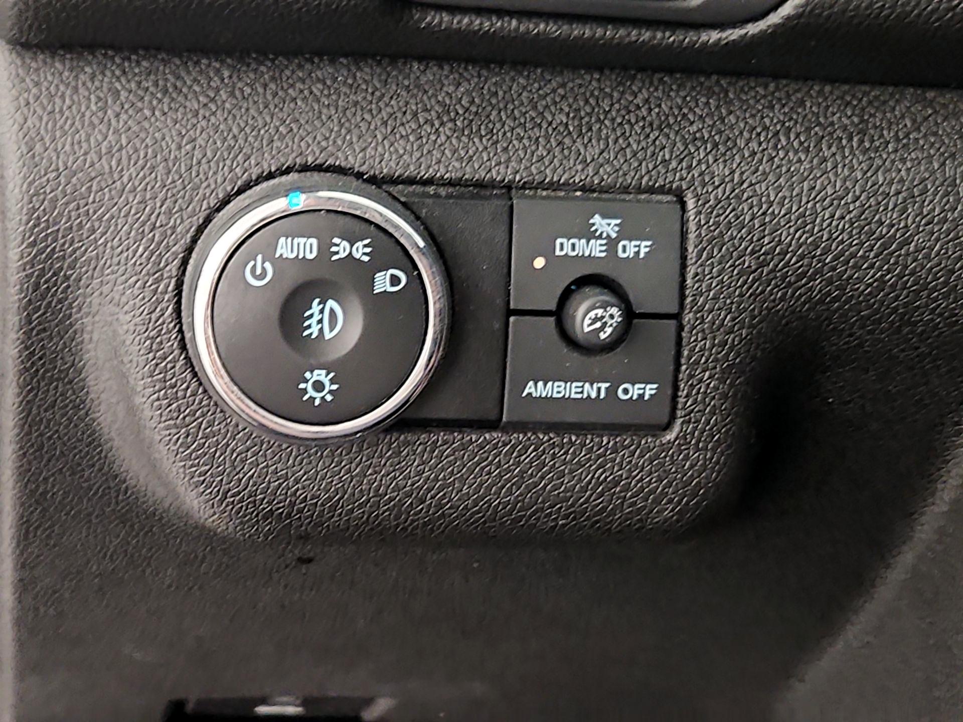 Thumbnail: 2015 Chevrolet Traverse - 13