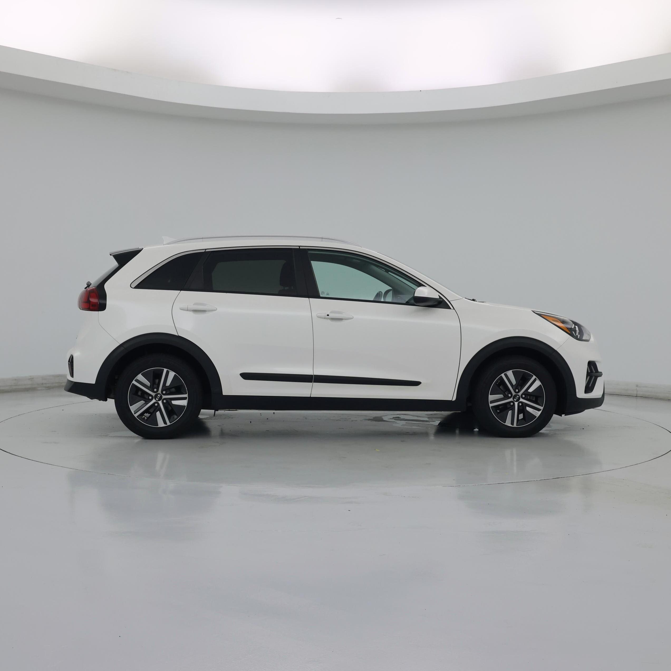 Thumbnail: 2021 Kia Niro - 7