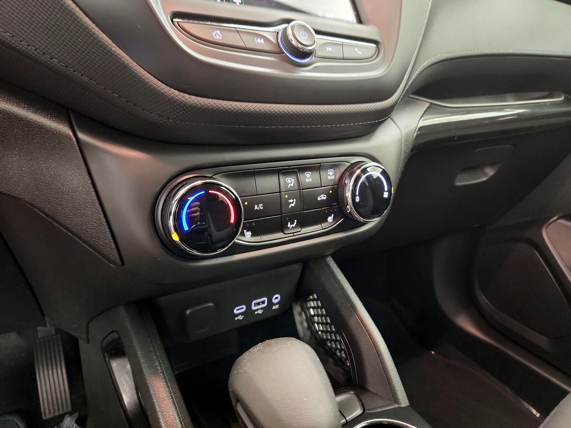 Thumbnail: 2021 Chevrolet TrailBlazer - 16