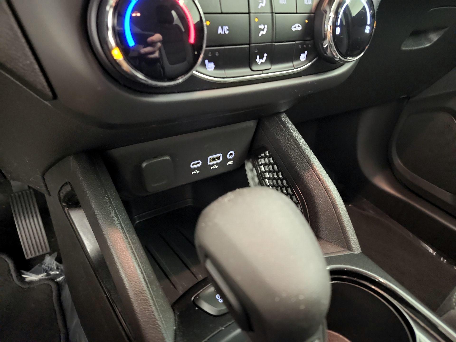 Thumbnail: 2021 Chevrolet TrailBlazer - 18