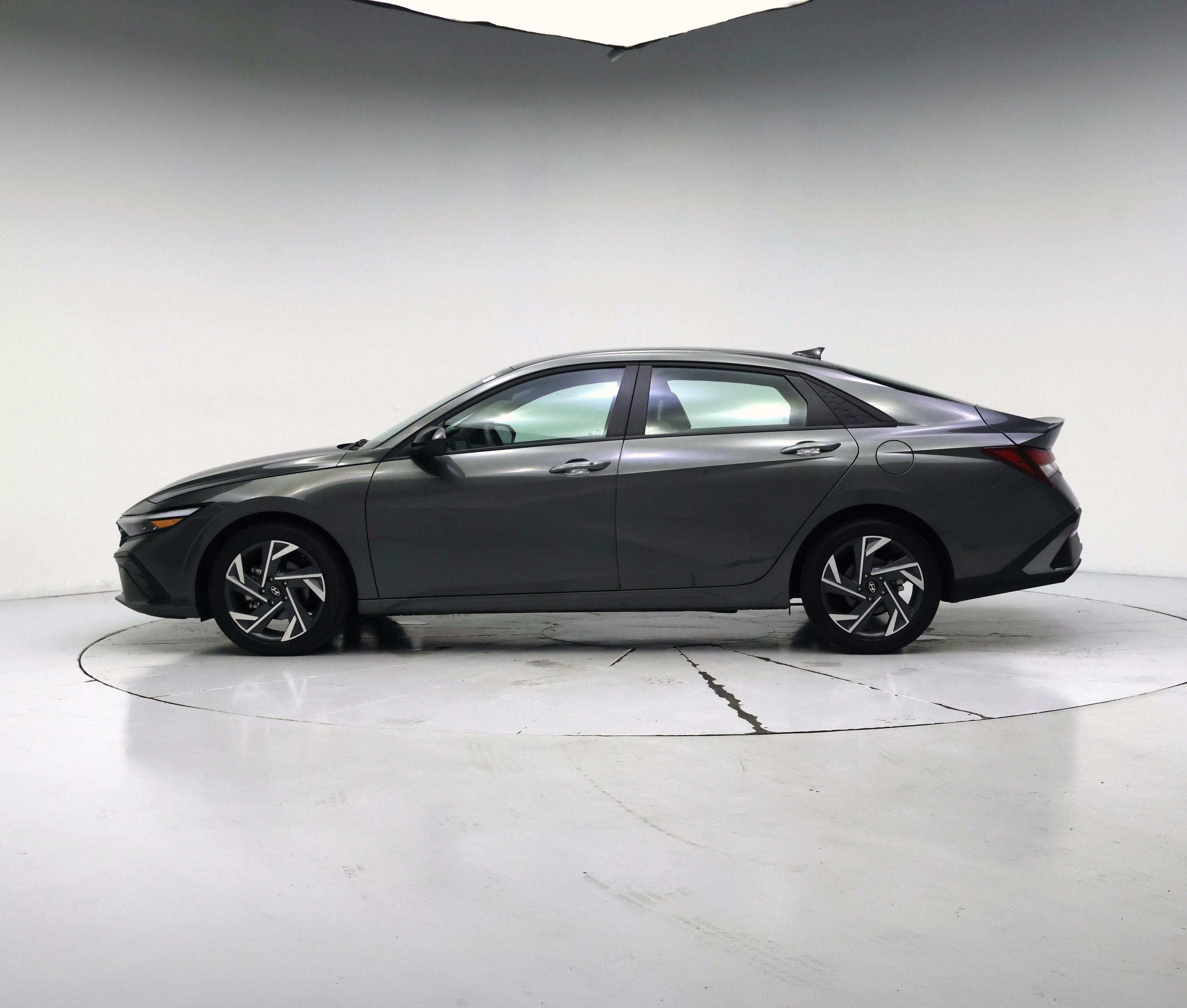Thumbnail: 2025 Hyundai Elantra - 3