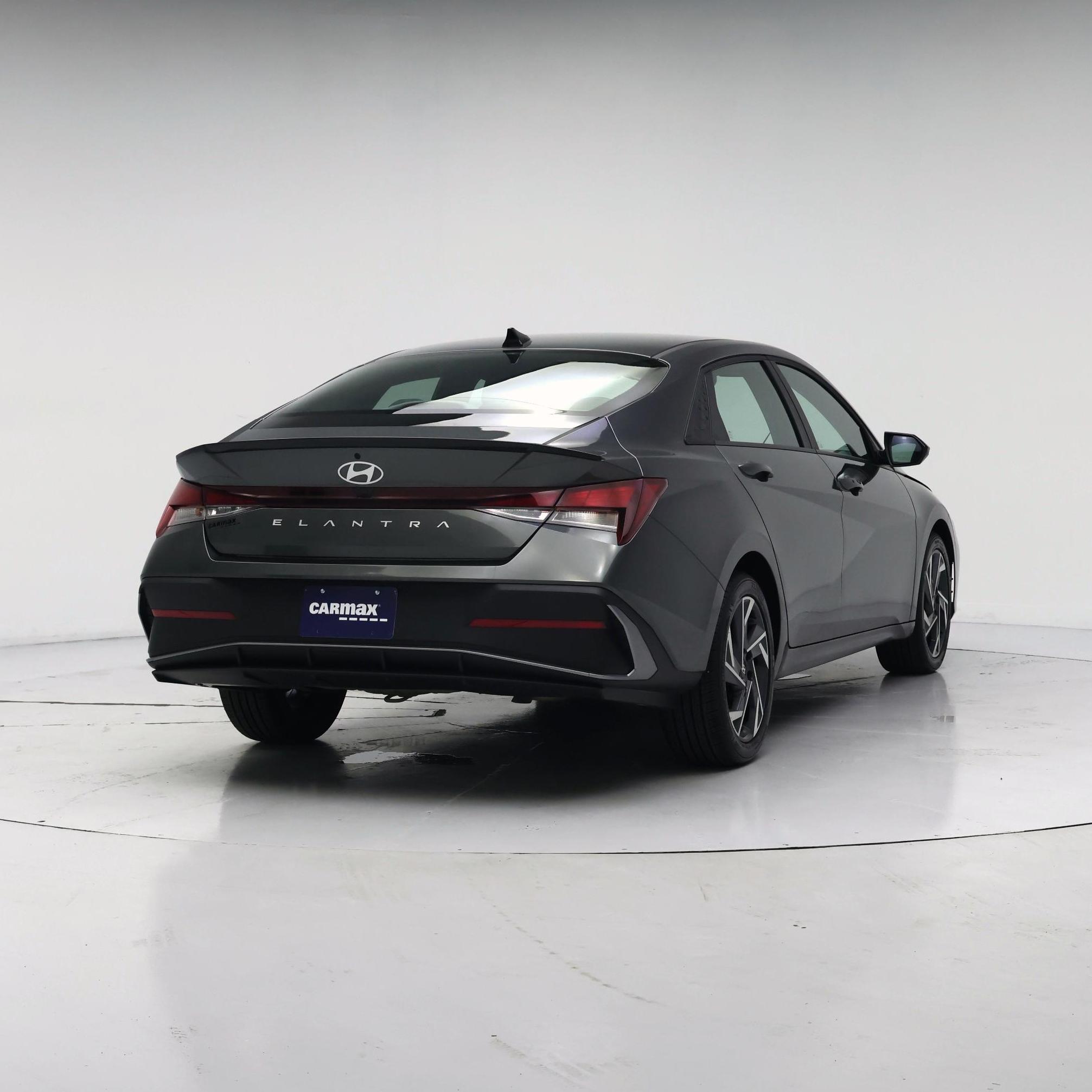 Thumbnail: 2025 Hyundai Elantra - 8