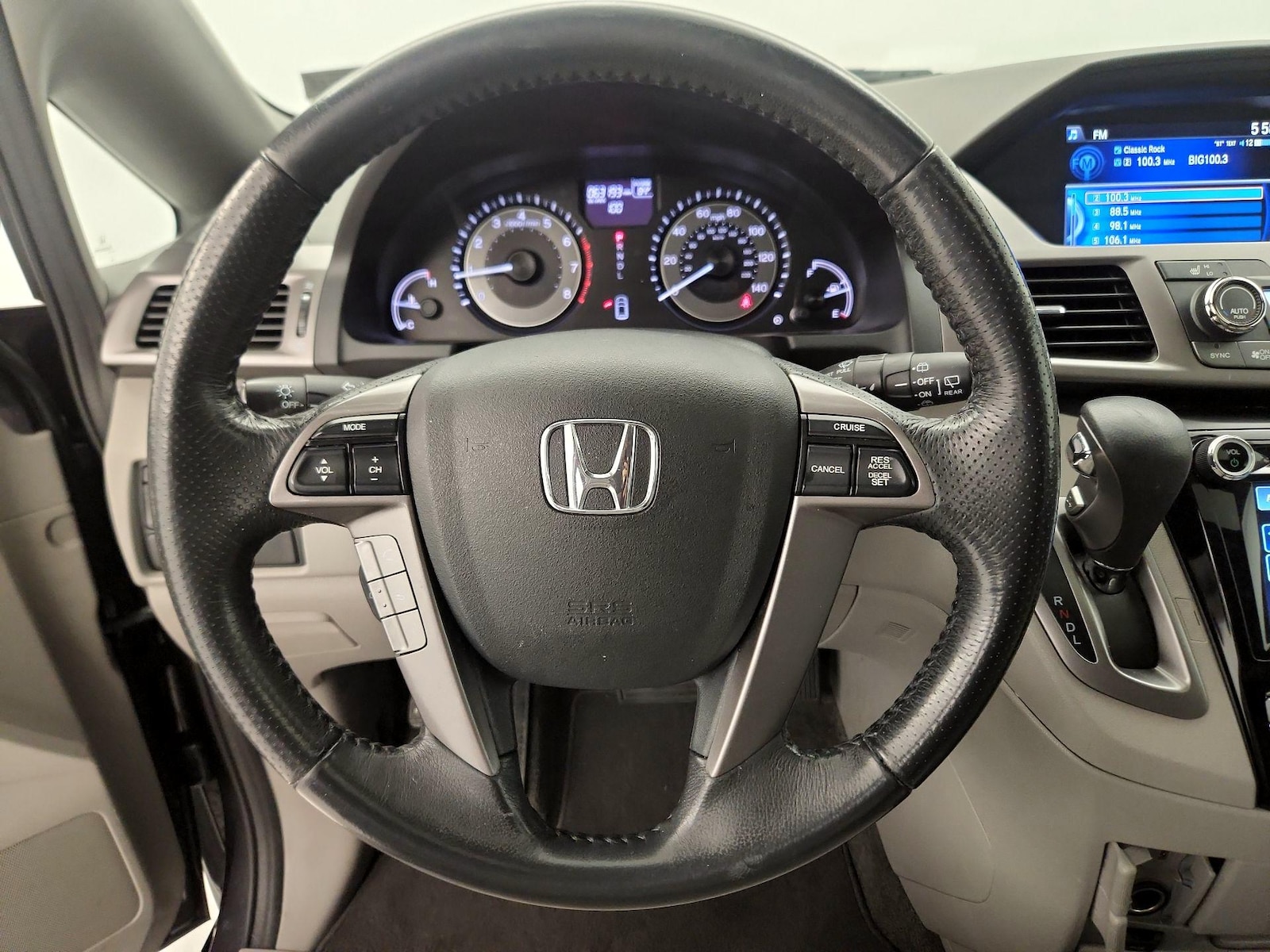 2017 Honda Odyssey EX-L - Photo 11