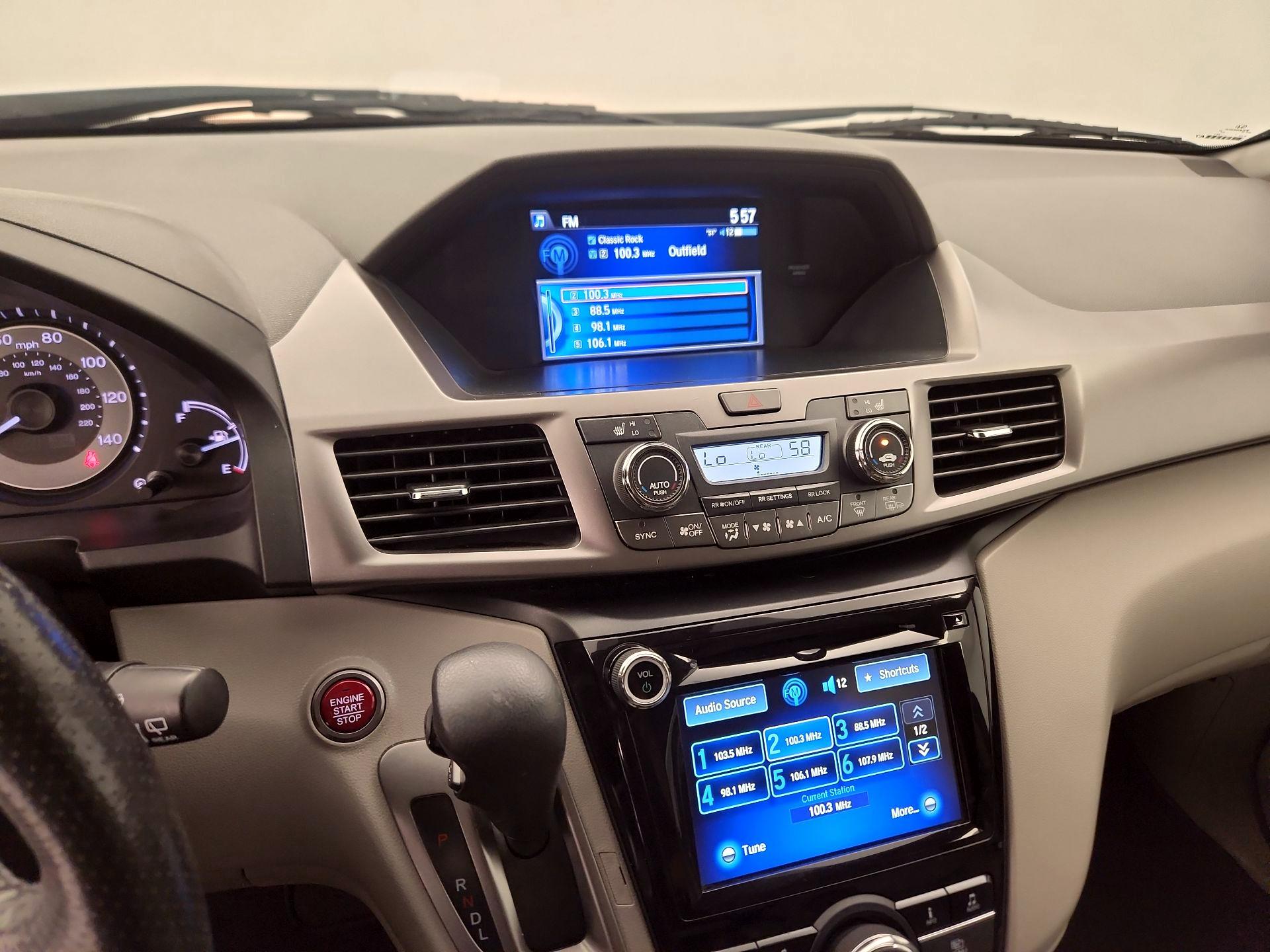 Thumbnail: 2017 Honda Odyssey - 15