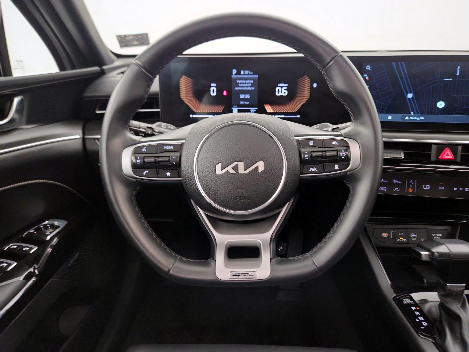 Thumbnail: 2025 Kia K5 - 10