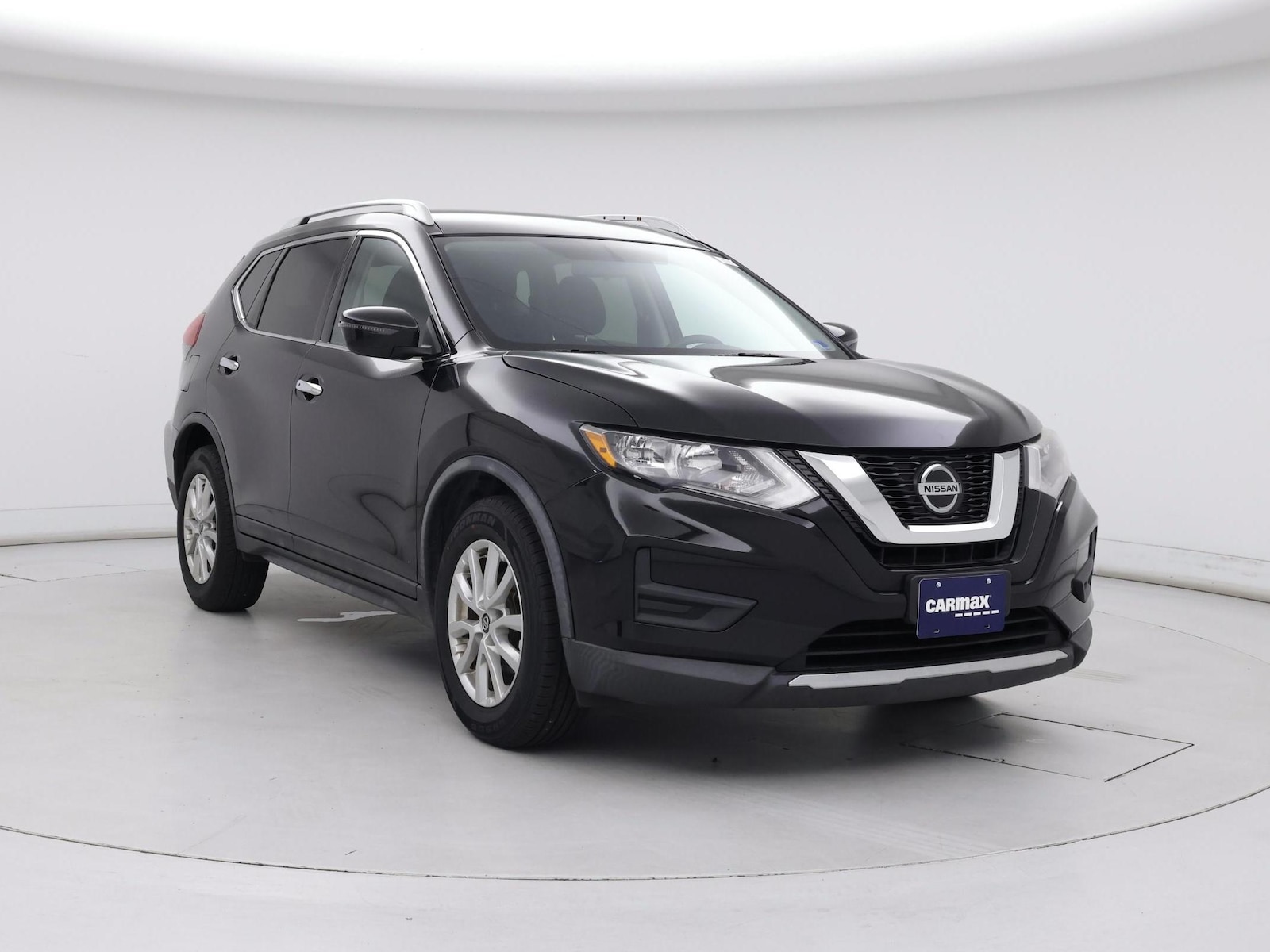 2018 Nissan Rogue SV - Photo 2