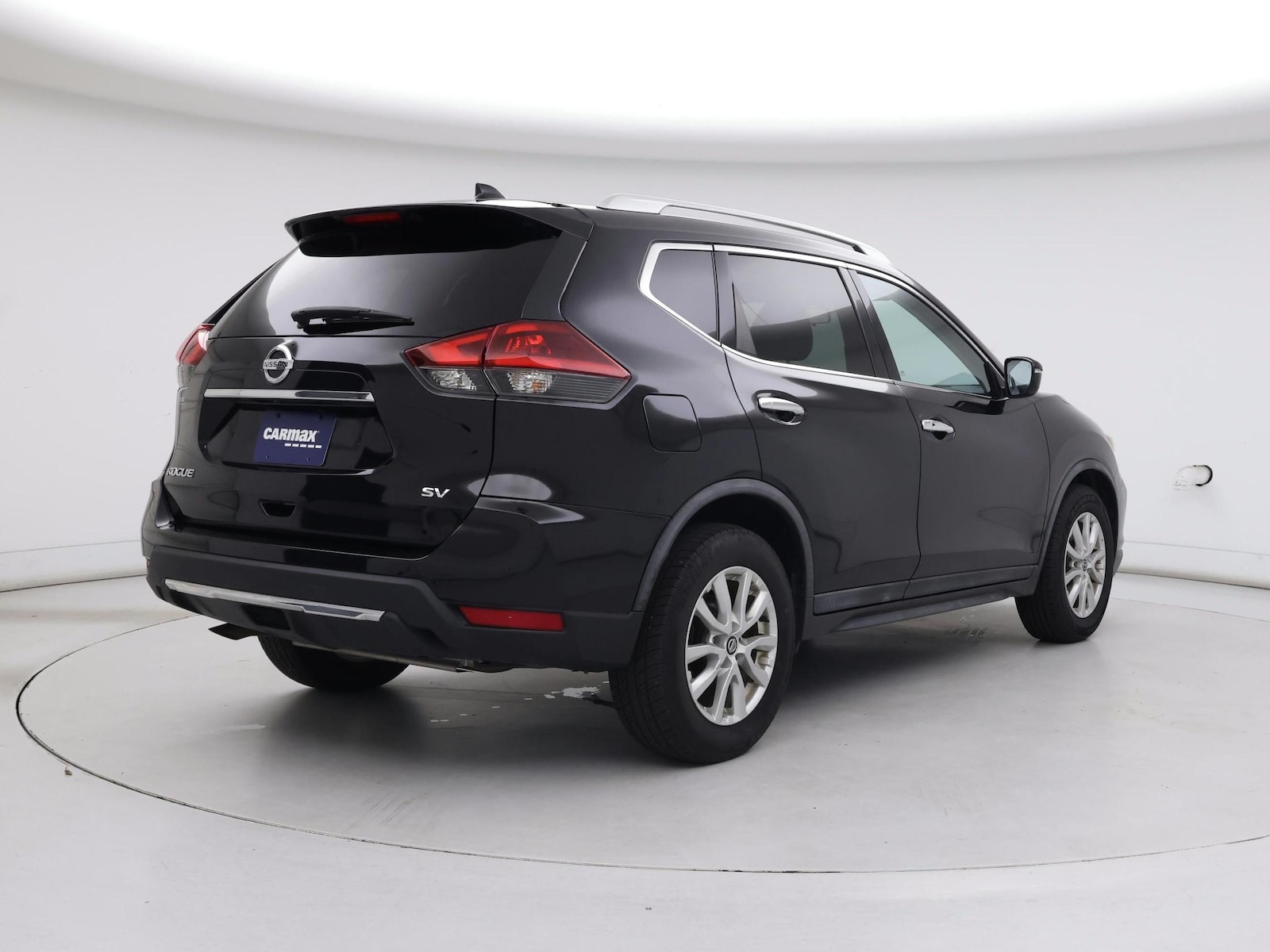 2018 Nissan Rogue SV - Photo 9