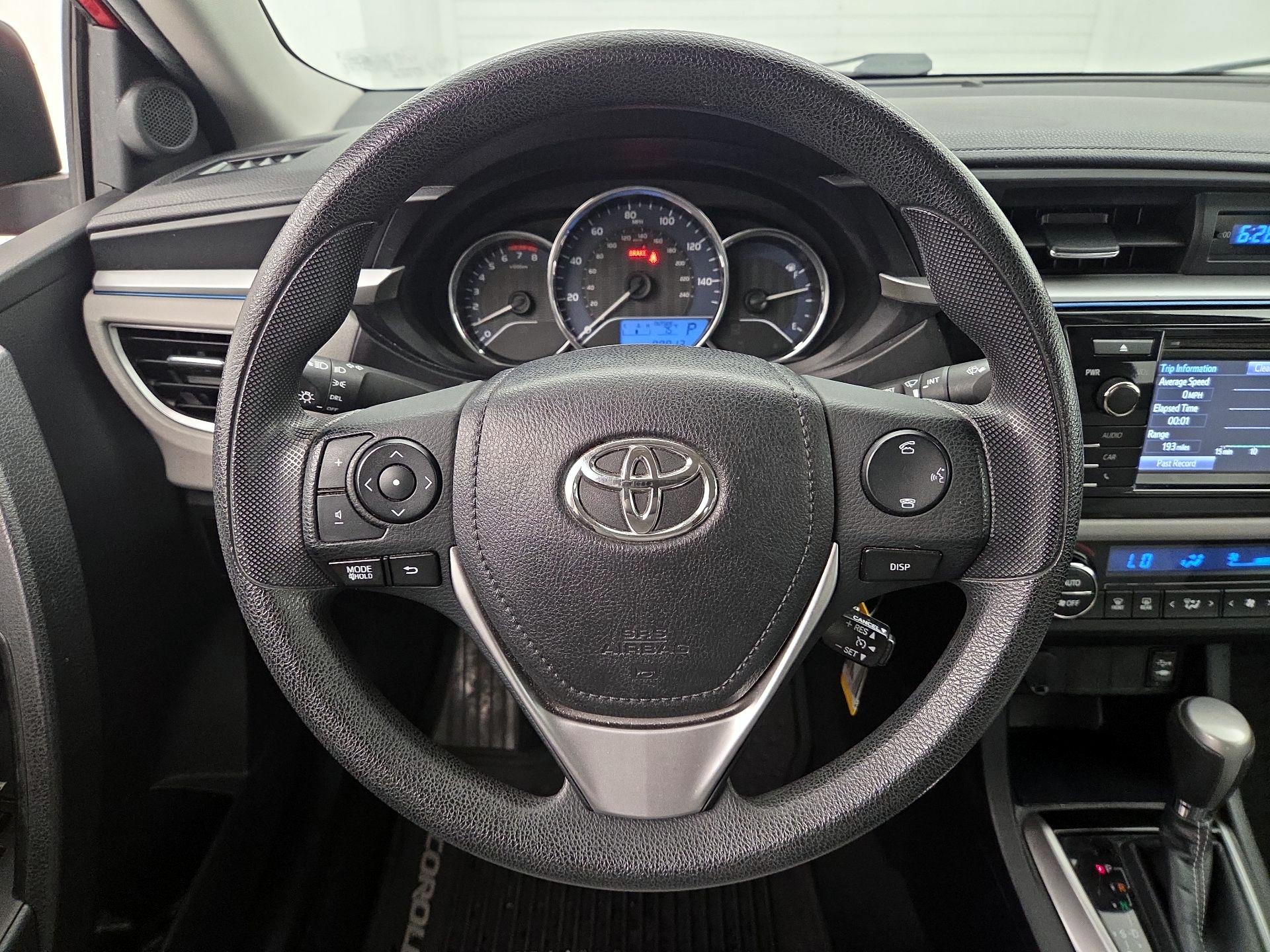 Thumbnail: 2014 Toyota Corolla - 10