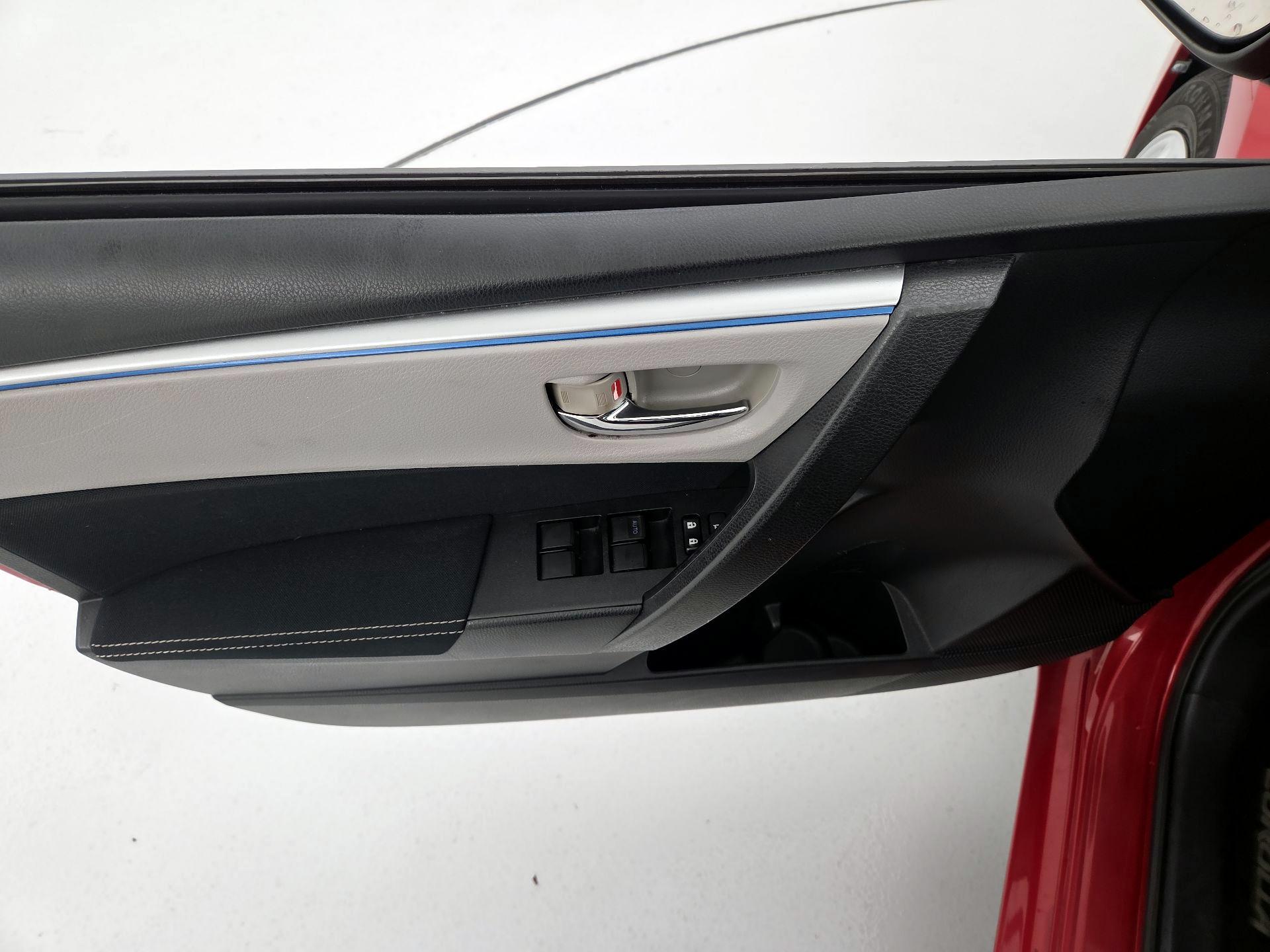 Thumbnail: 2014 Toyota Corolla - 12