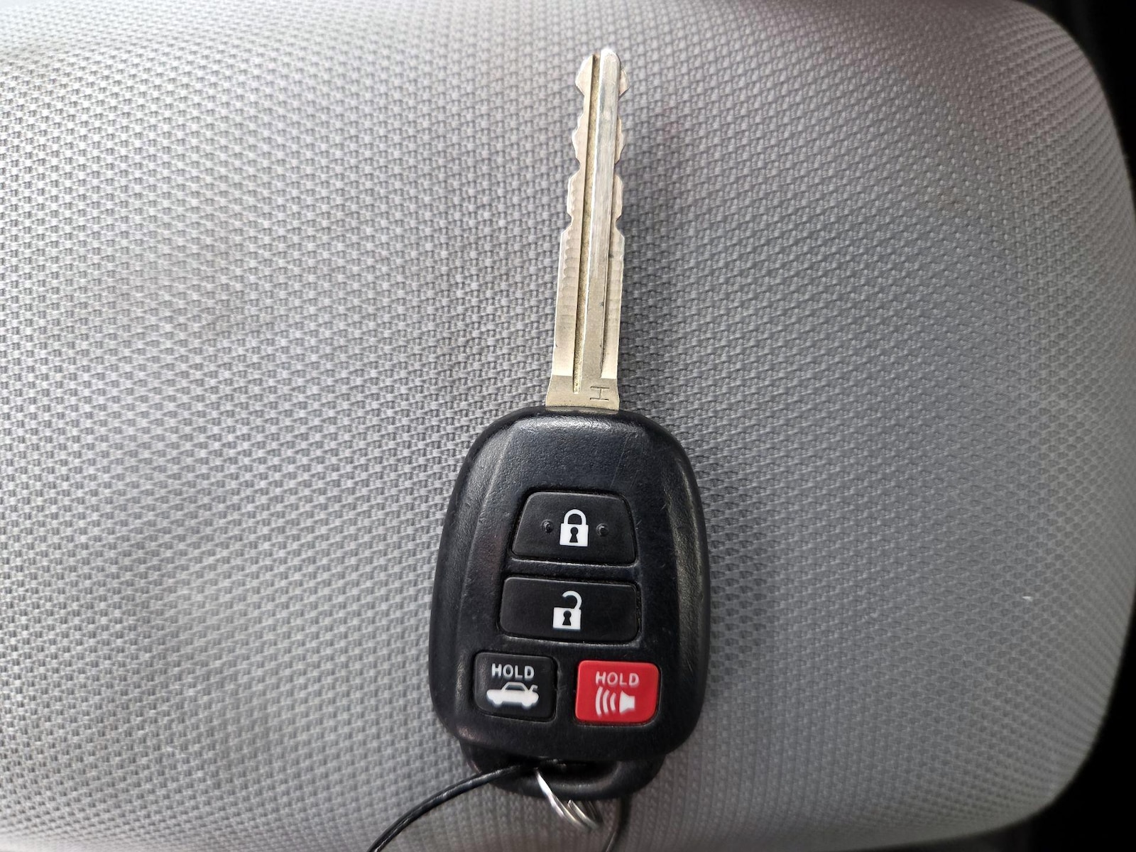 2014 Toyota Corolla LE - Photo 23