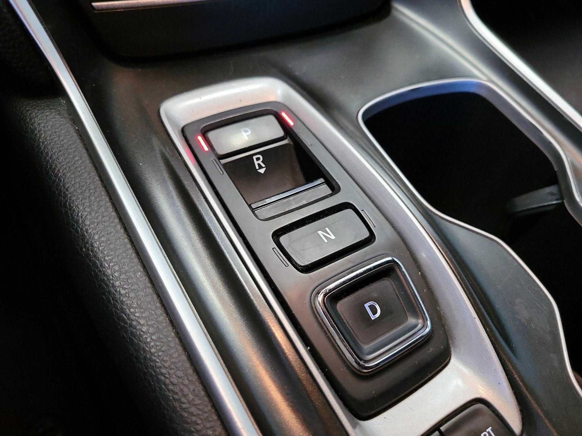 Thumbnail: 2019 Honda Accord - 17