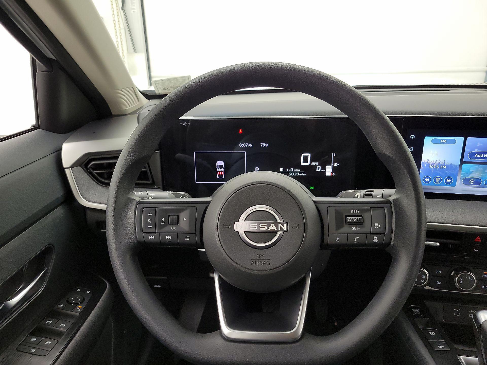 Thumbnail: 2025 Nissan Kicks - 10