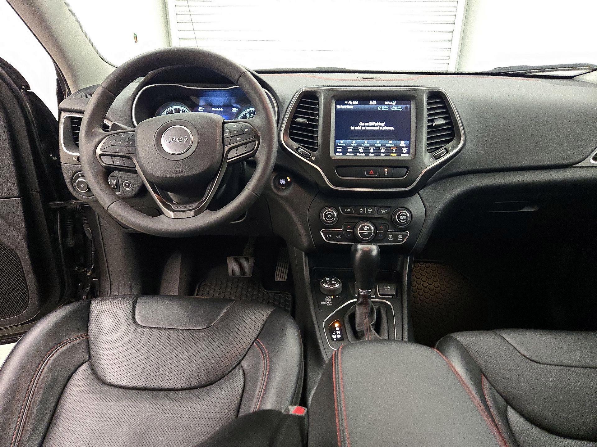 Thumbnail: 2022 Jeep Cherokee - 9