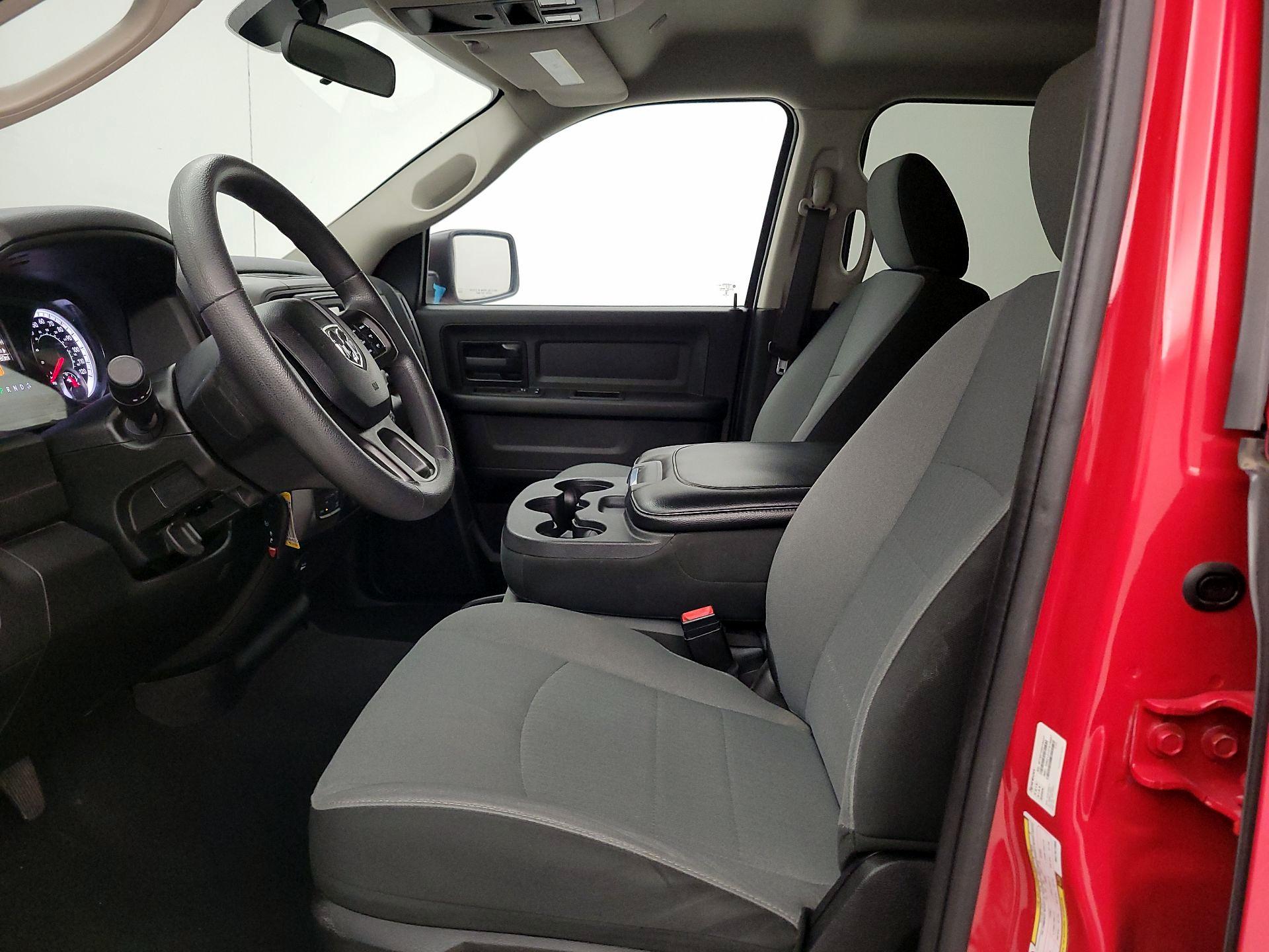 Thumbnail: 2021 RAM 1500 Classic - 11
