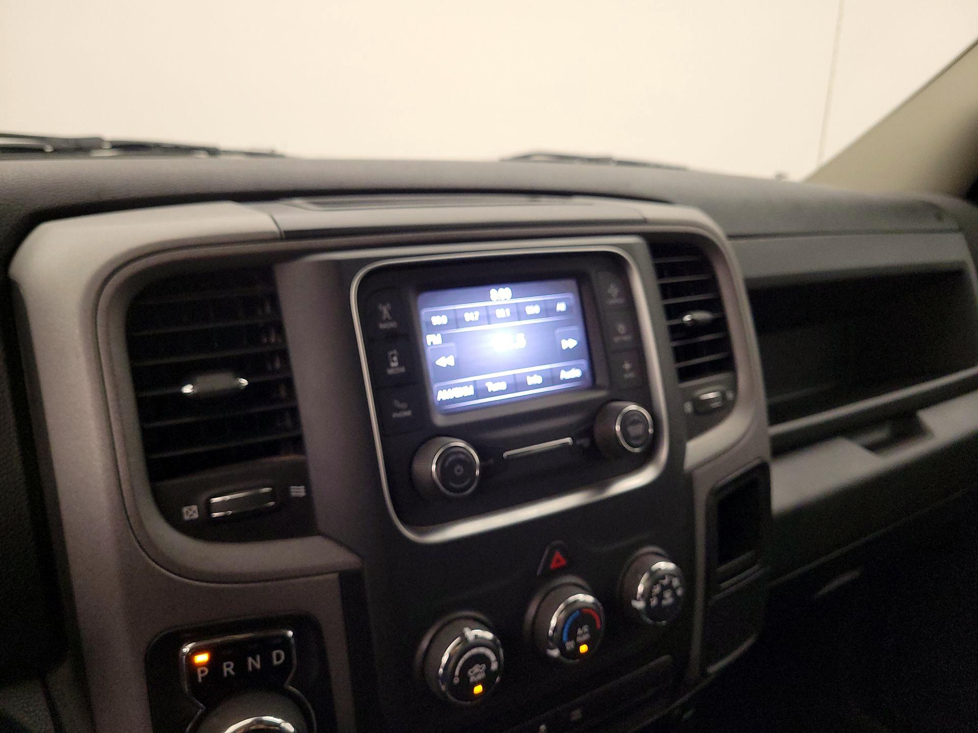 Thumbnail: 2021 RAM 1500 Classic - 15