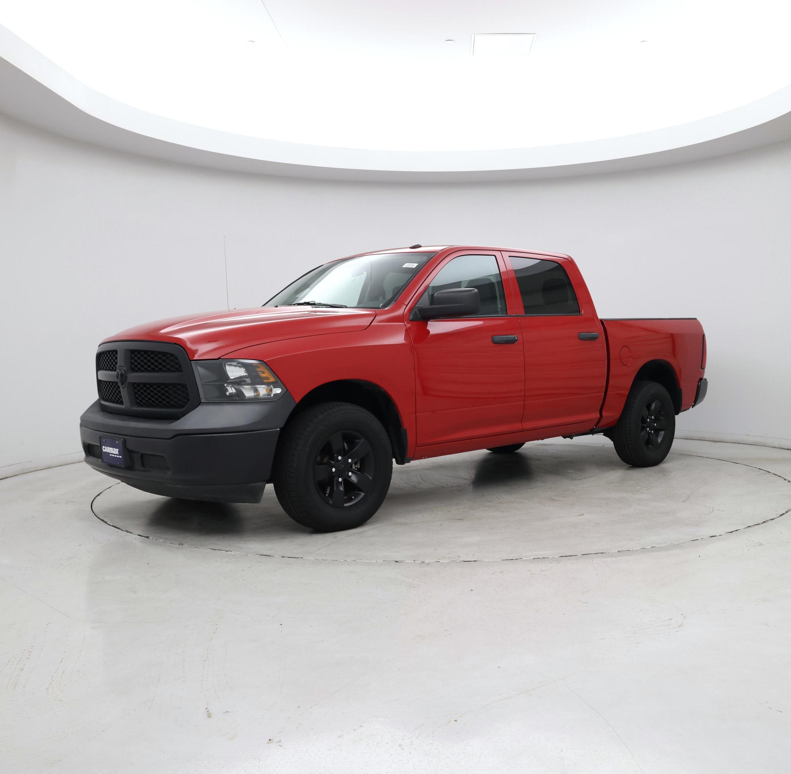 Thumbnail: 2021 RAM 1500 Classic - 3