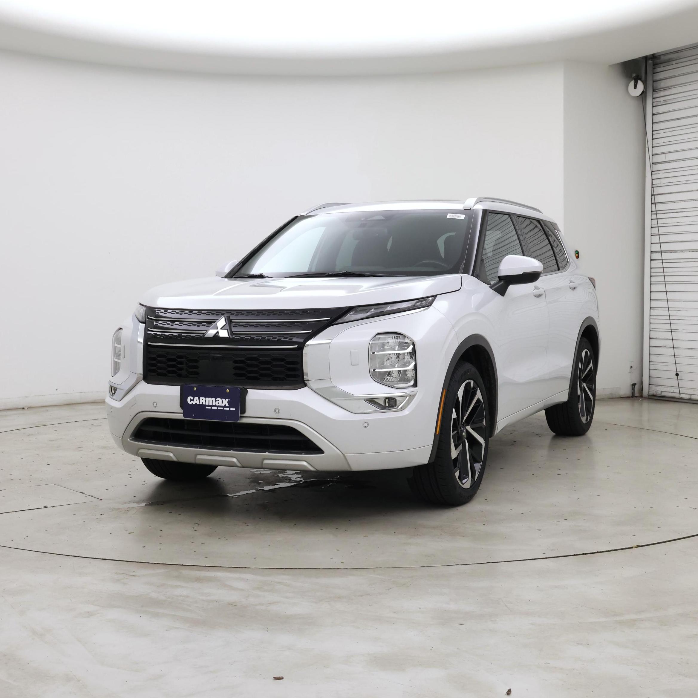 Thumbnail: 2022 Mitsubishi Outlander - 4