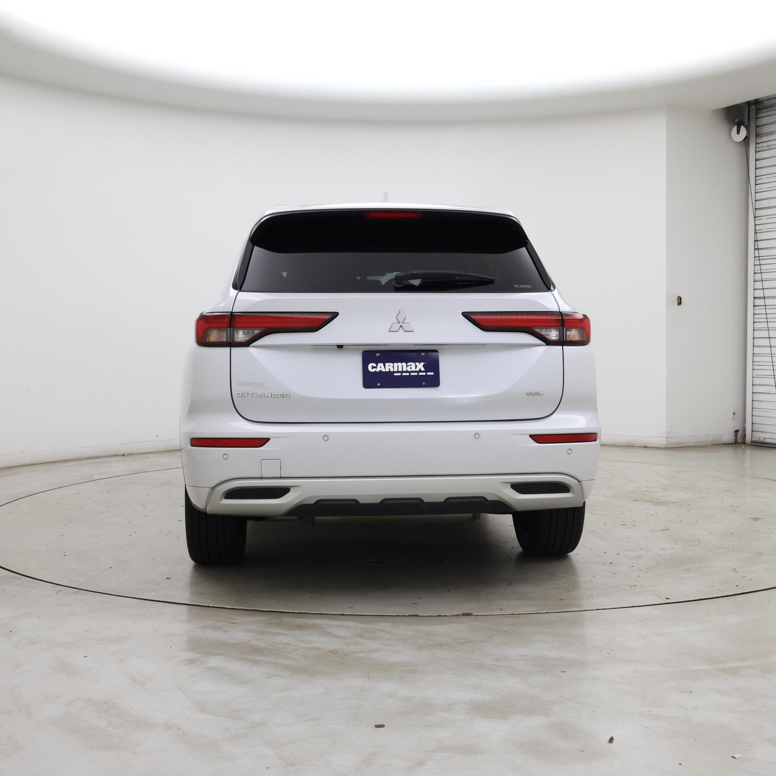 Thumbnail: 2022 Mitsubishi Outlander - 6