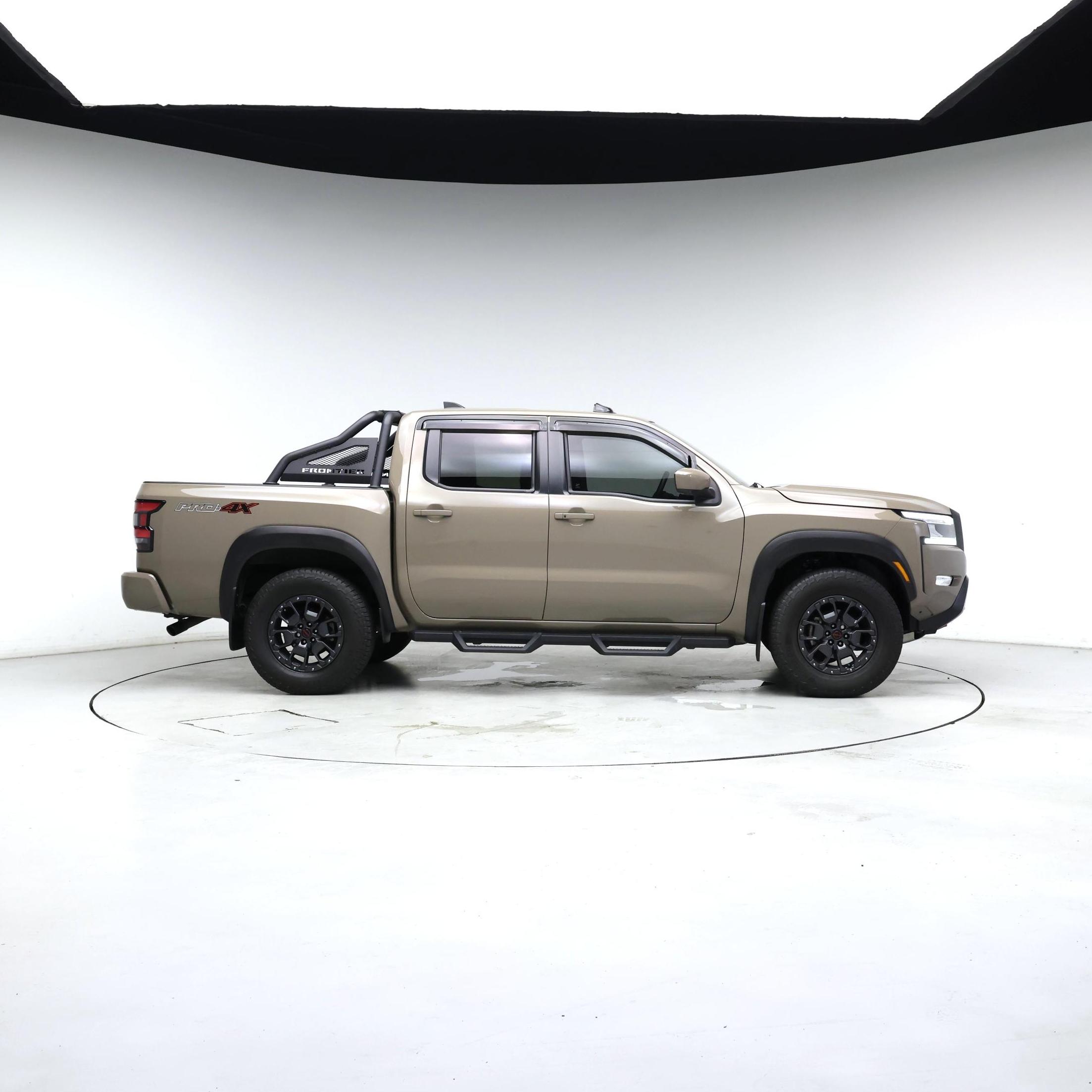Thumbnail: 2023 Nissan Frontier - 7