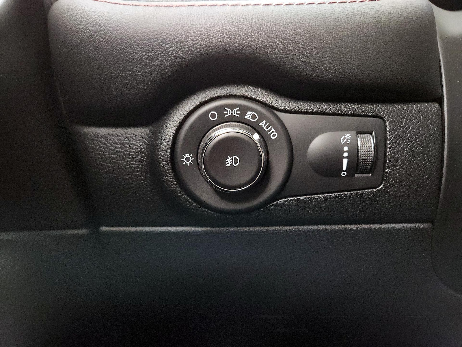 2022 Dodge Durango R/T Plus - Photo 14