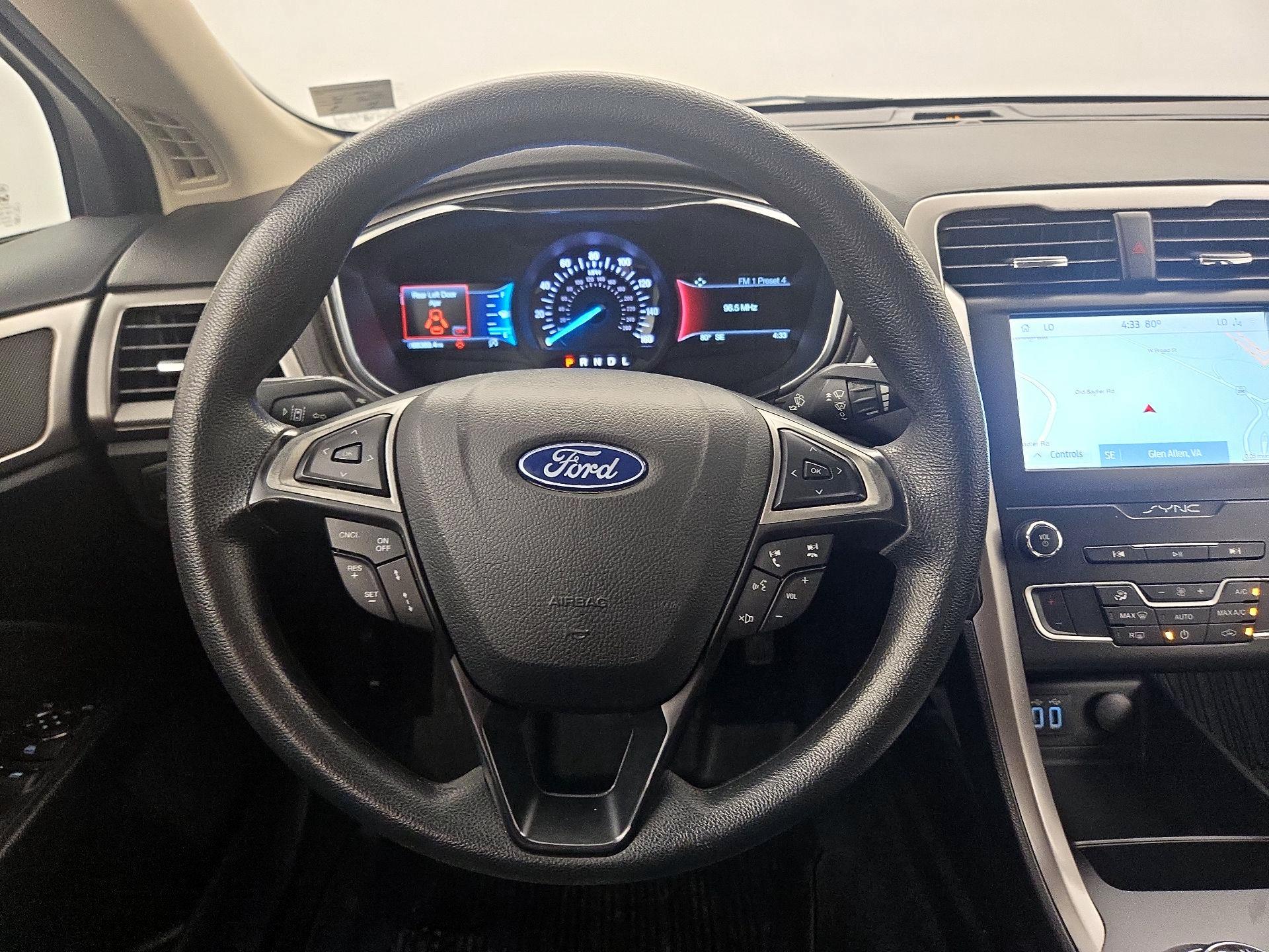 Thumbnail: 2020 Ford Fusion - 10