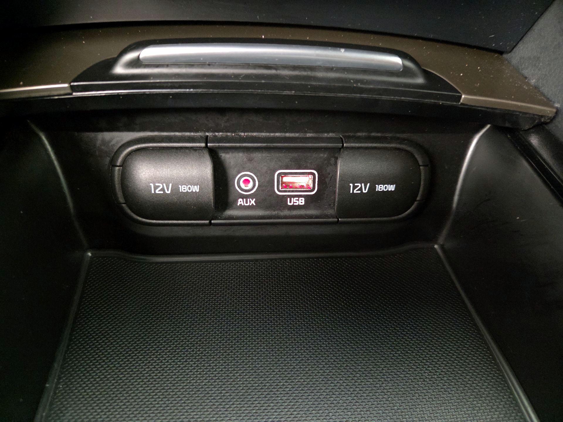 Thumbnail: 2019 Kia Optima - 19