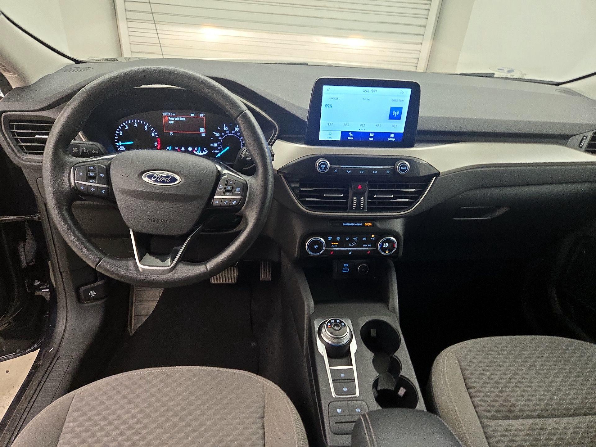 Thumbnail: 2021 Ford Escape - 9