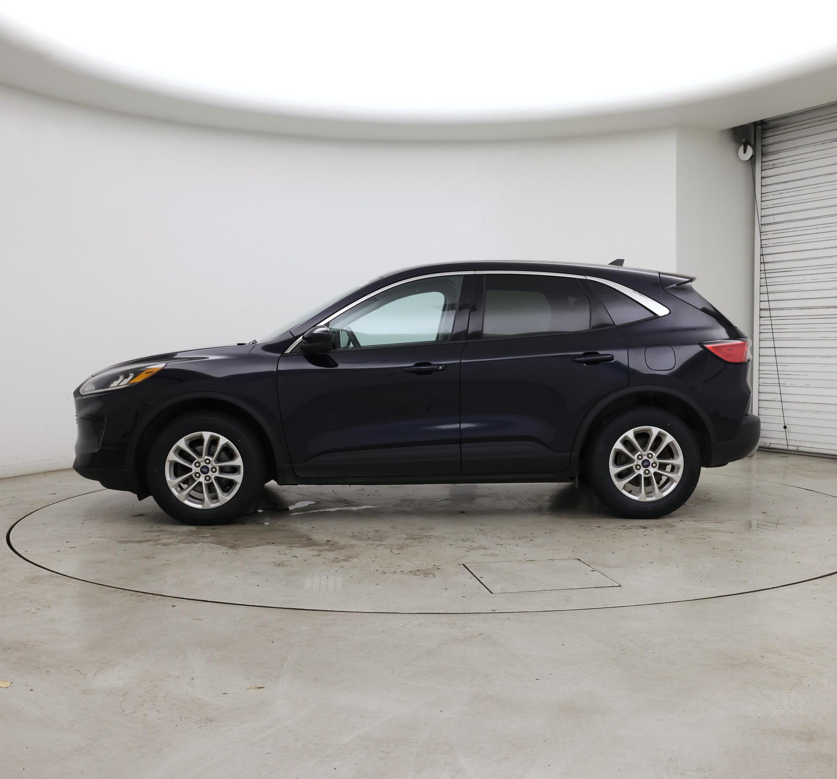 Thumbnail: 2021 Ford Escape - 3