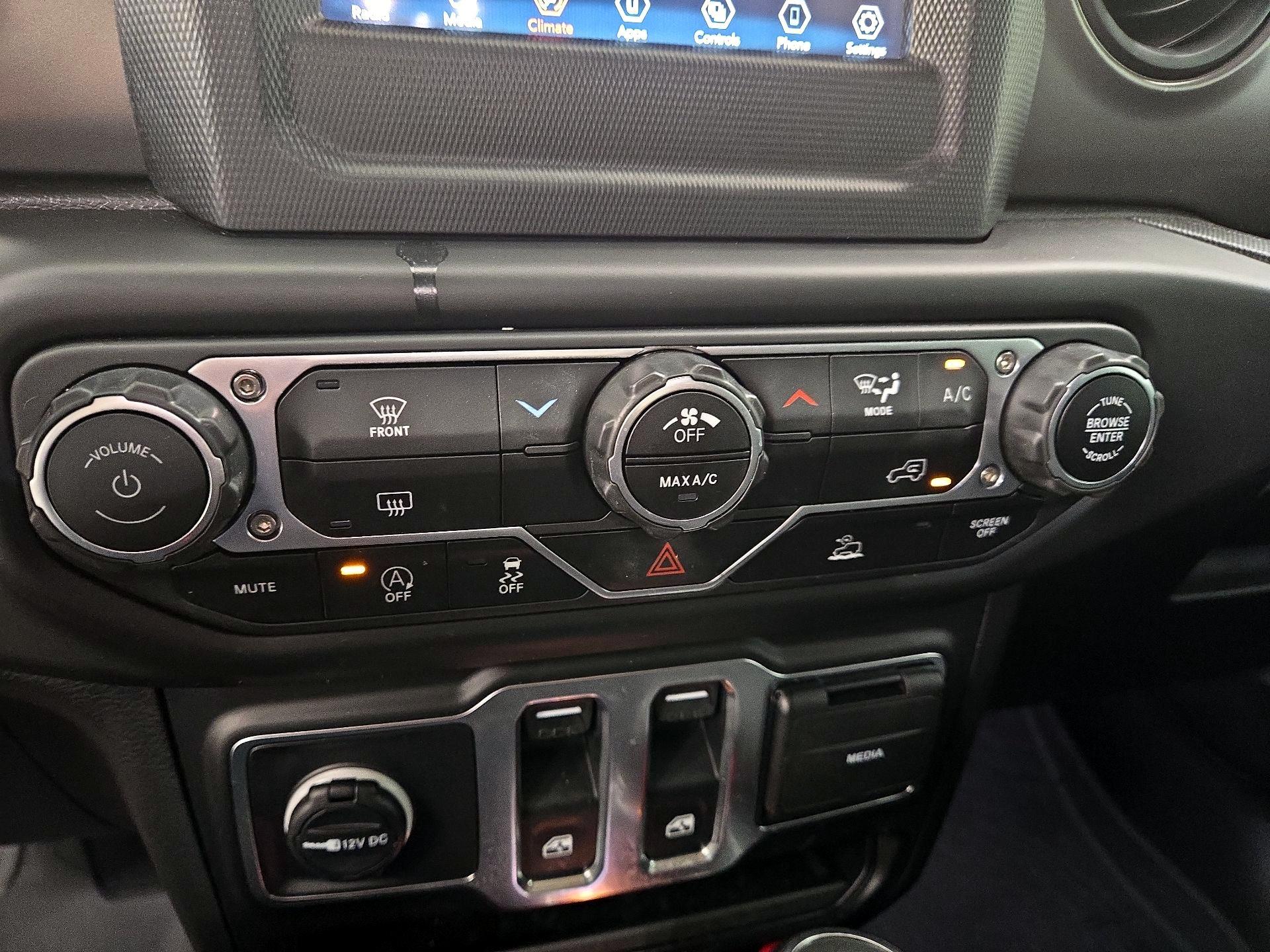 Thumbnail: 2023 Jeep Wrangler - 16