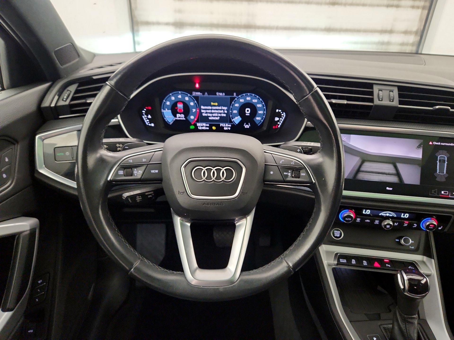 Thumbnail: 2024 Audi Q3 - 10