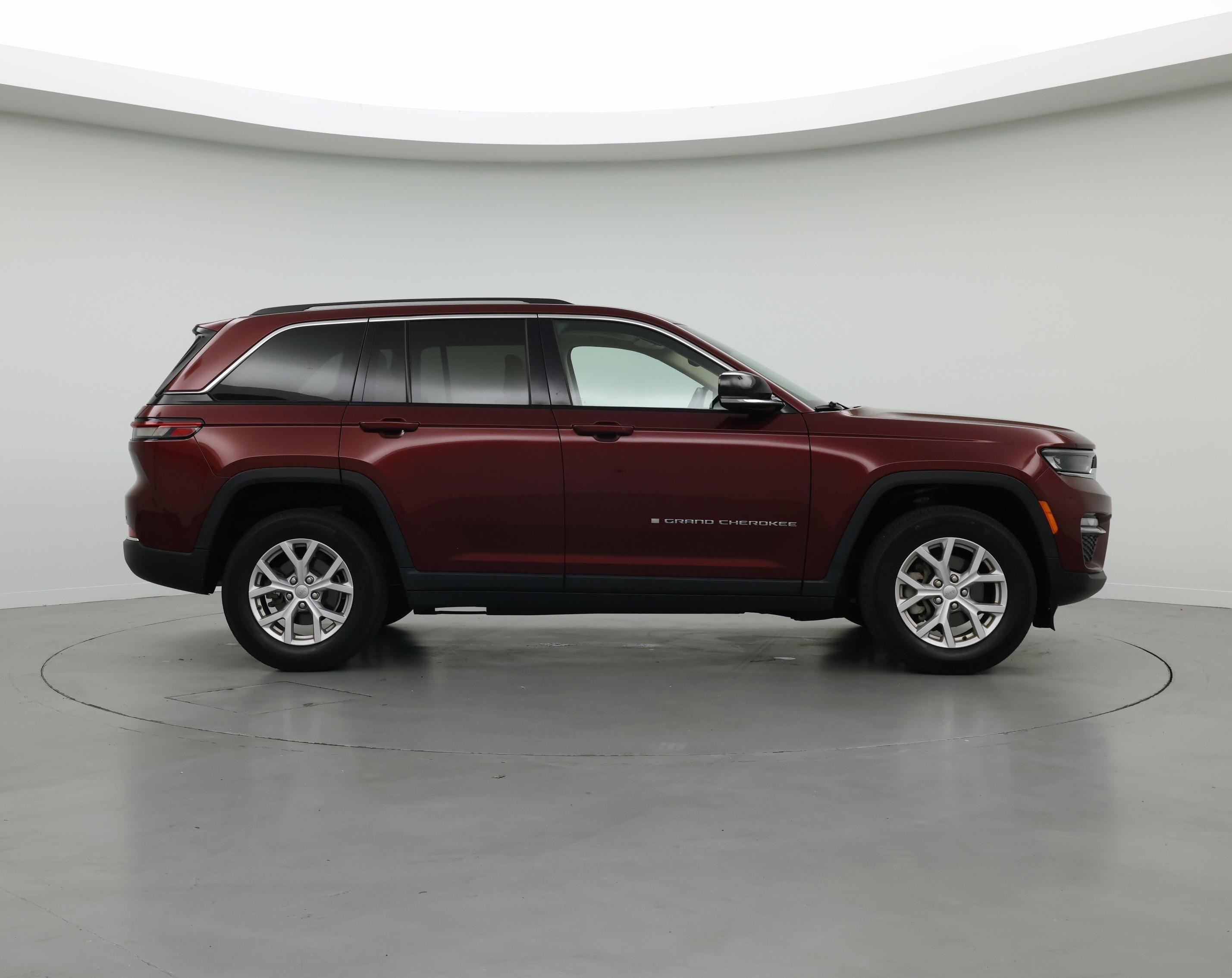 Thumbnail: 2022 Jeep Grand Cherokee - 7