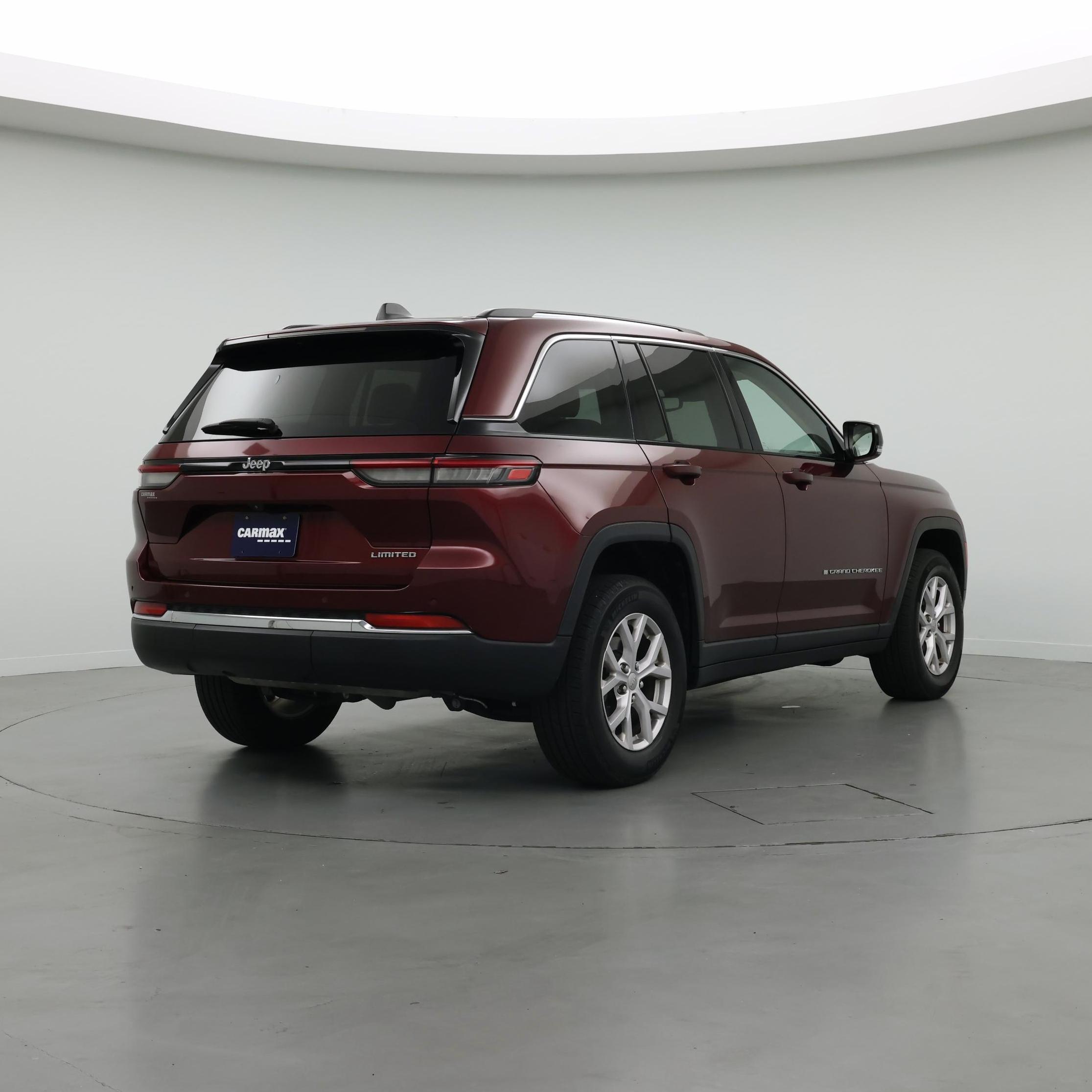 Thumbnail: 2022 Jeep Grand Cherokee - 8