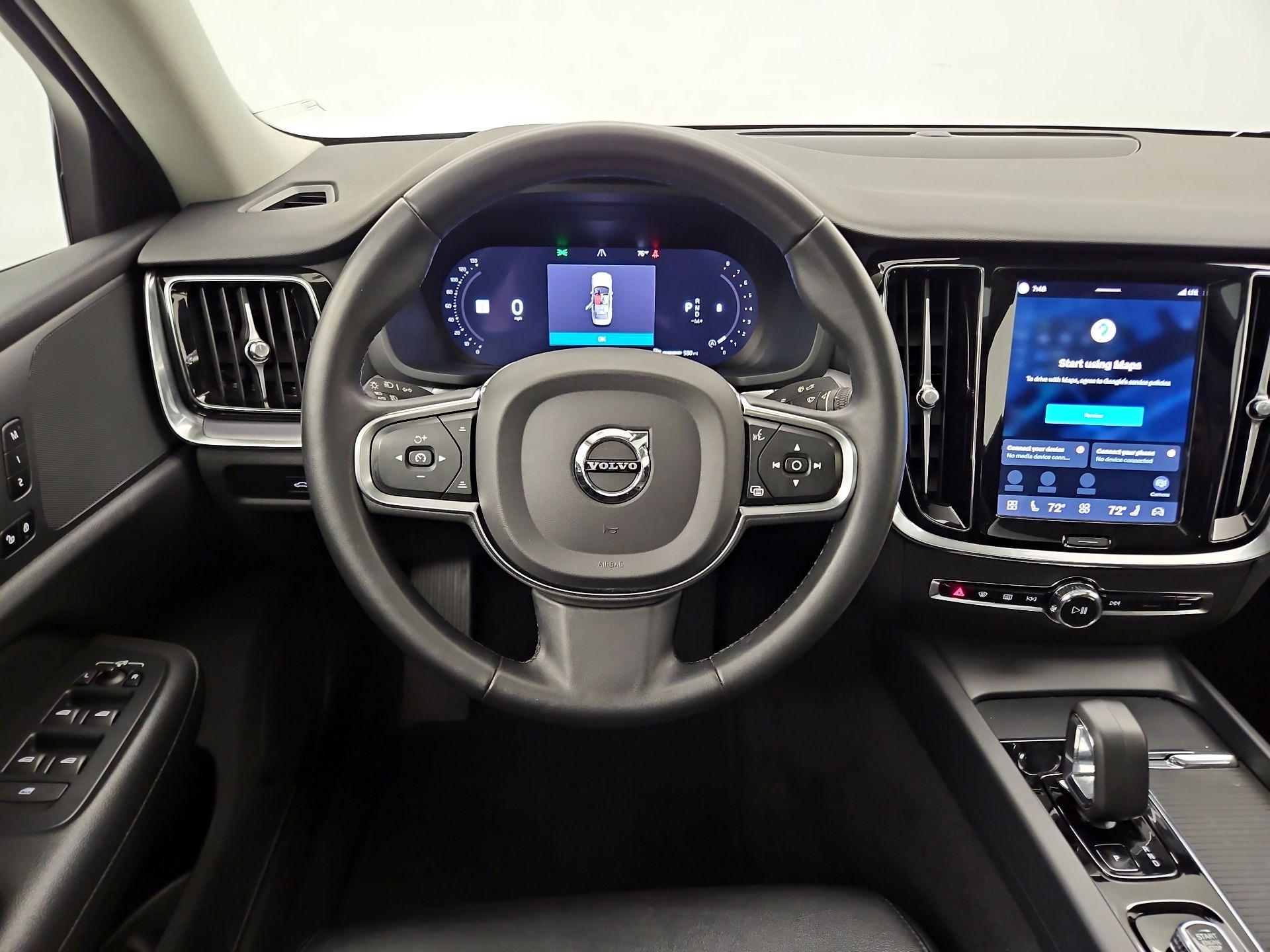 Thumbnail: 2024 Volvo S60 - 10