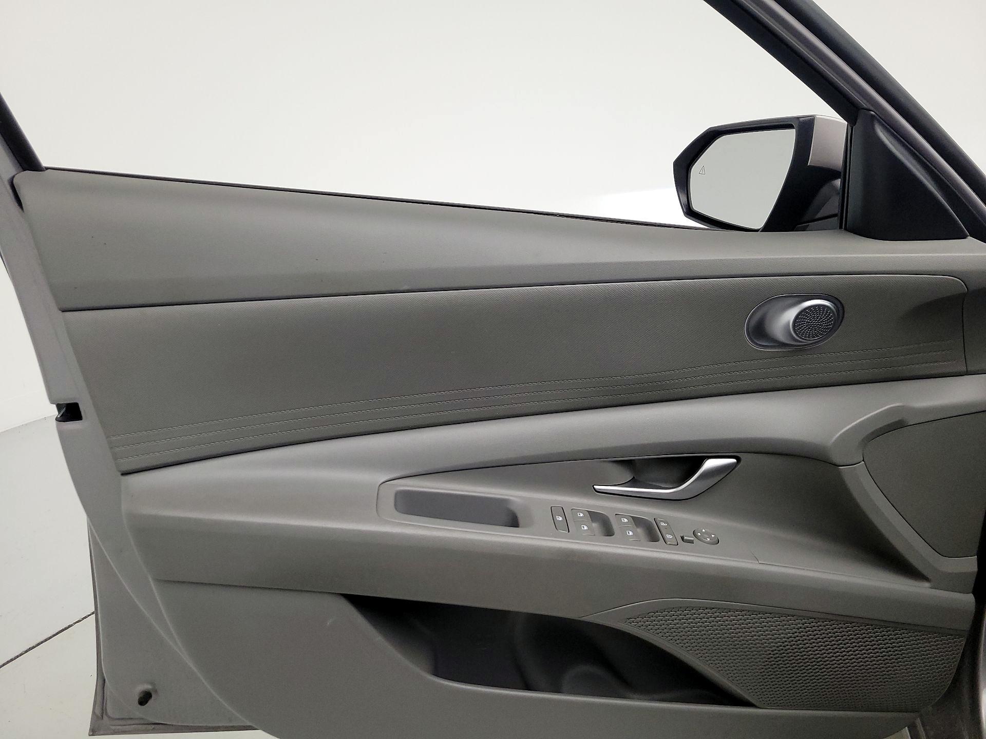 Thumbnail: 2024 Hyundai Elantra - 12