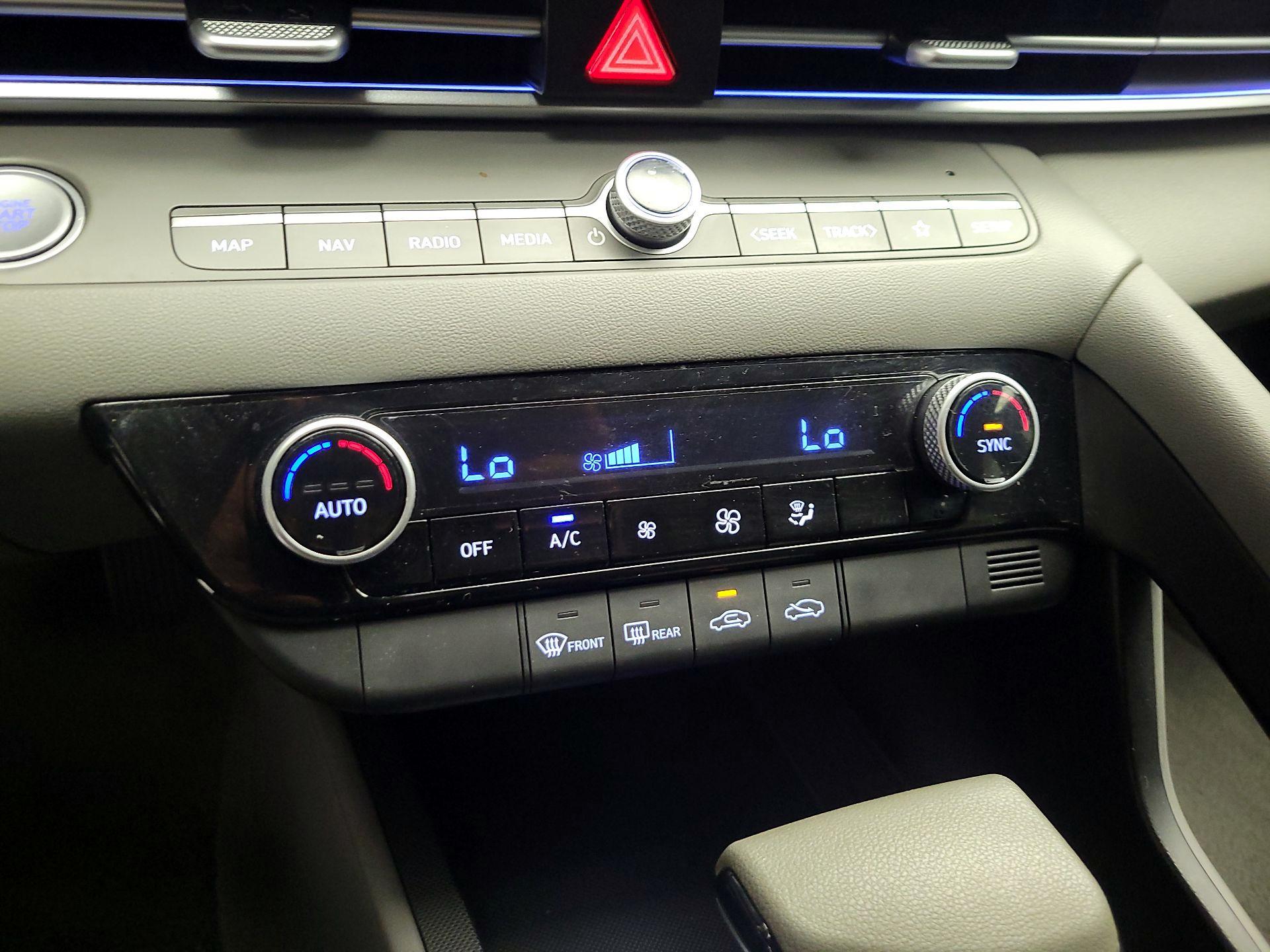 Thumbnail: 2024 Hyundai Elantra - 15