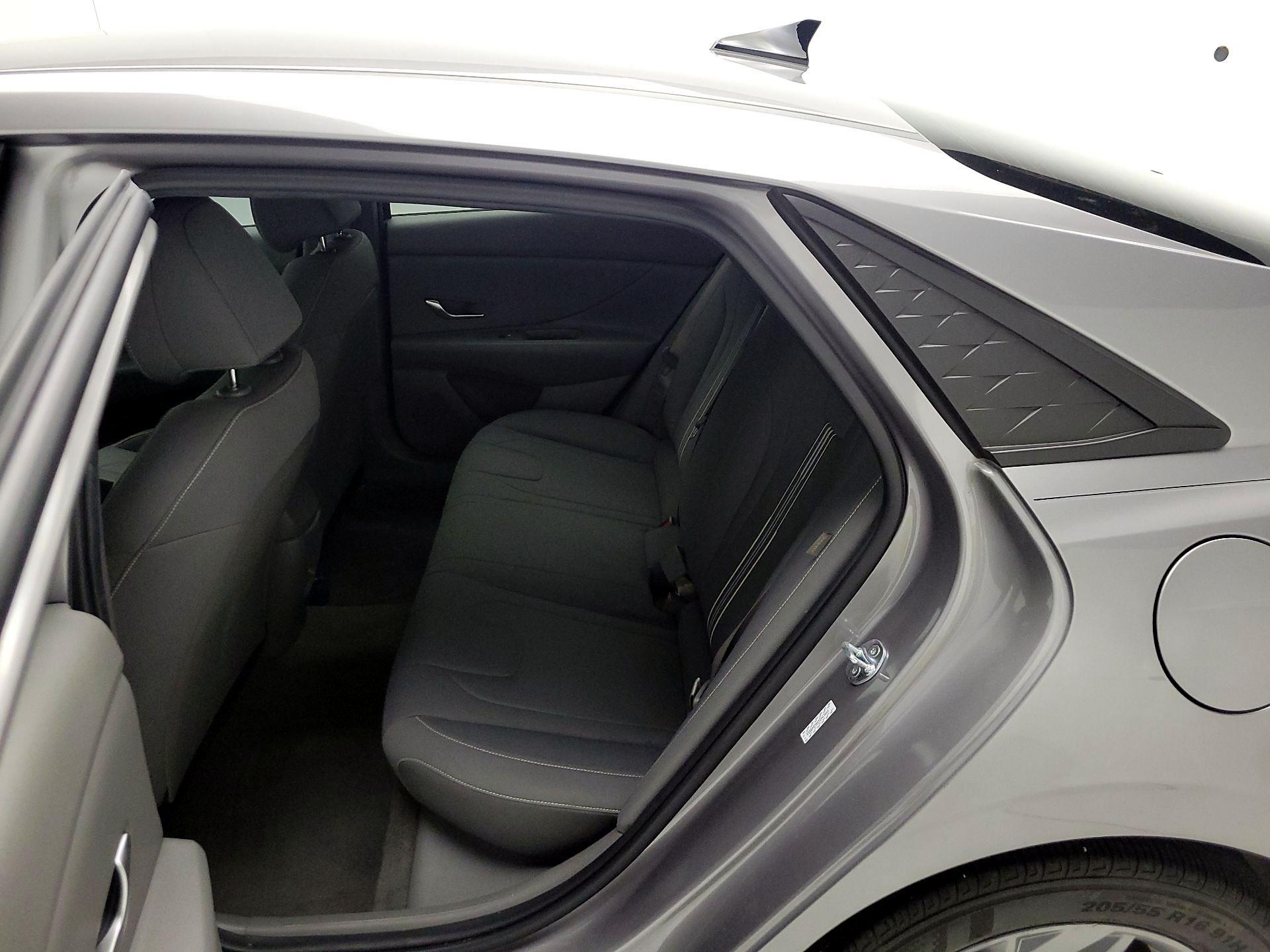 Thumbnail: 2024 Hyundai Elantra - 17