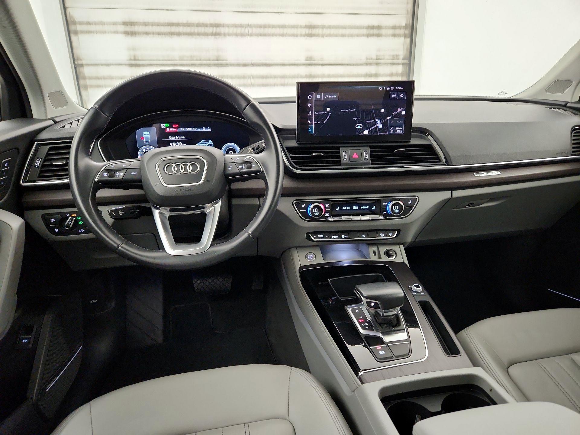 Thumbnail: 2023 Audi Q5 - 9